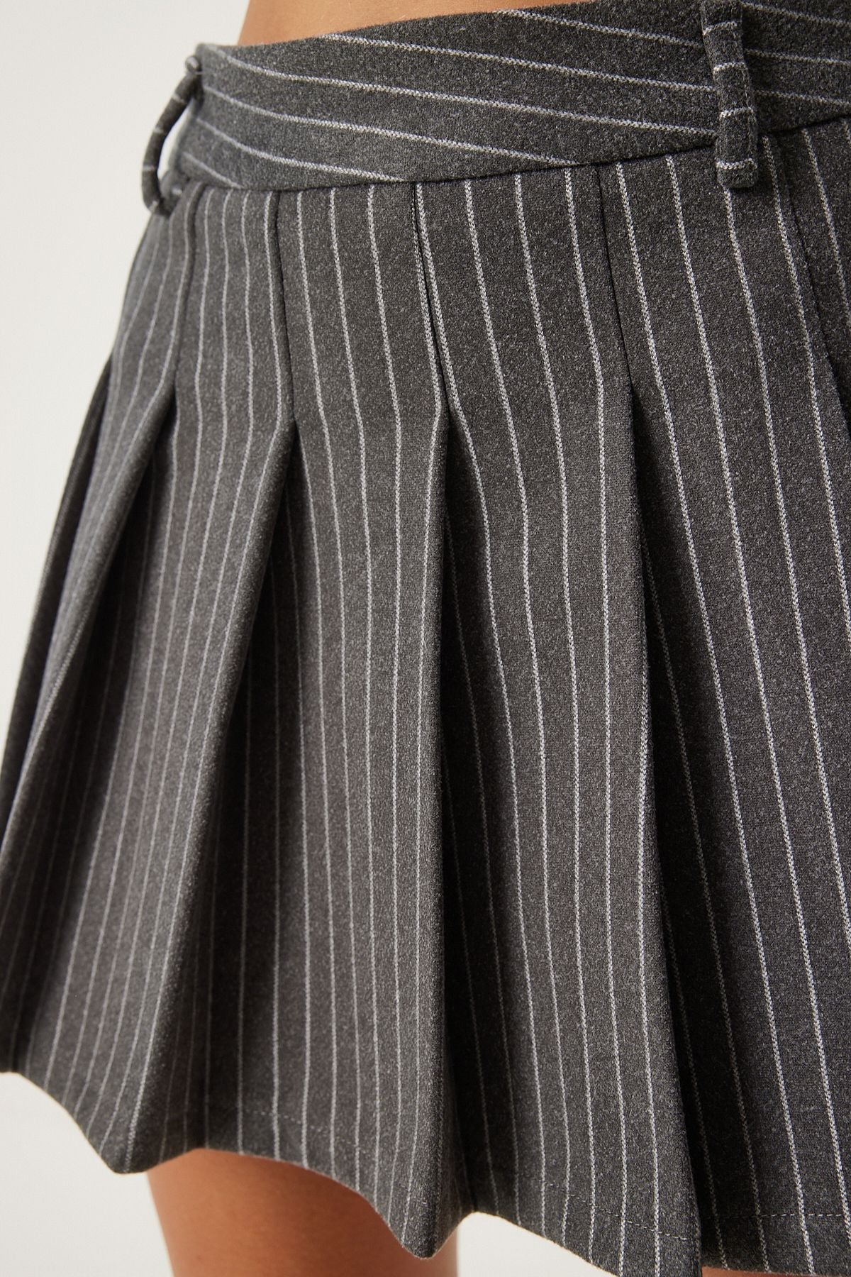 Female Gray fine striped paced mini weaving skirt FN03311