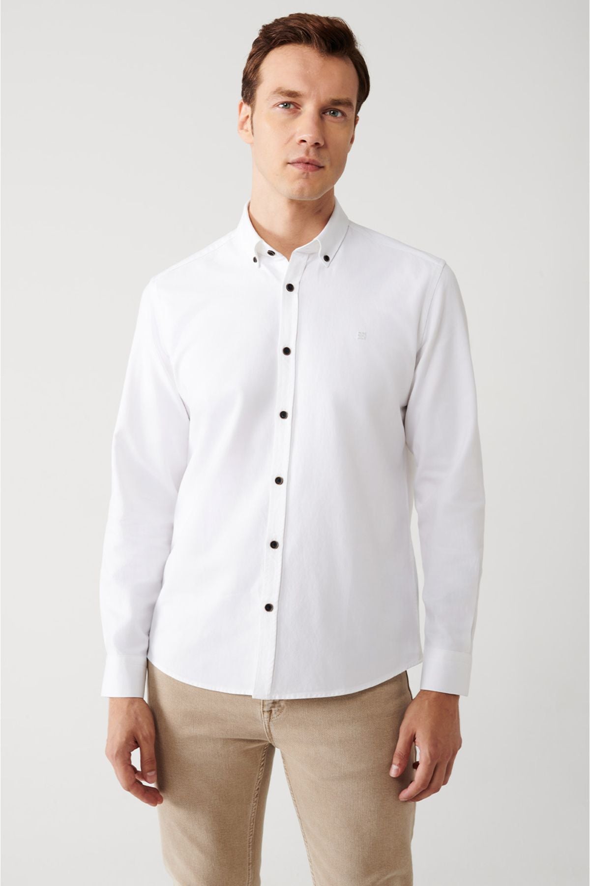 Men's White 100 %Cotton buttoned Neck Shirt A32Y2120