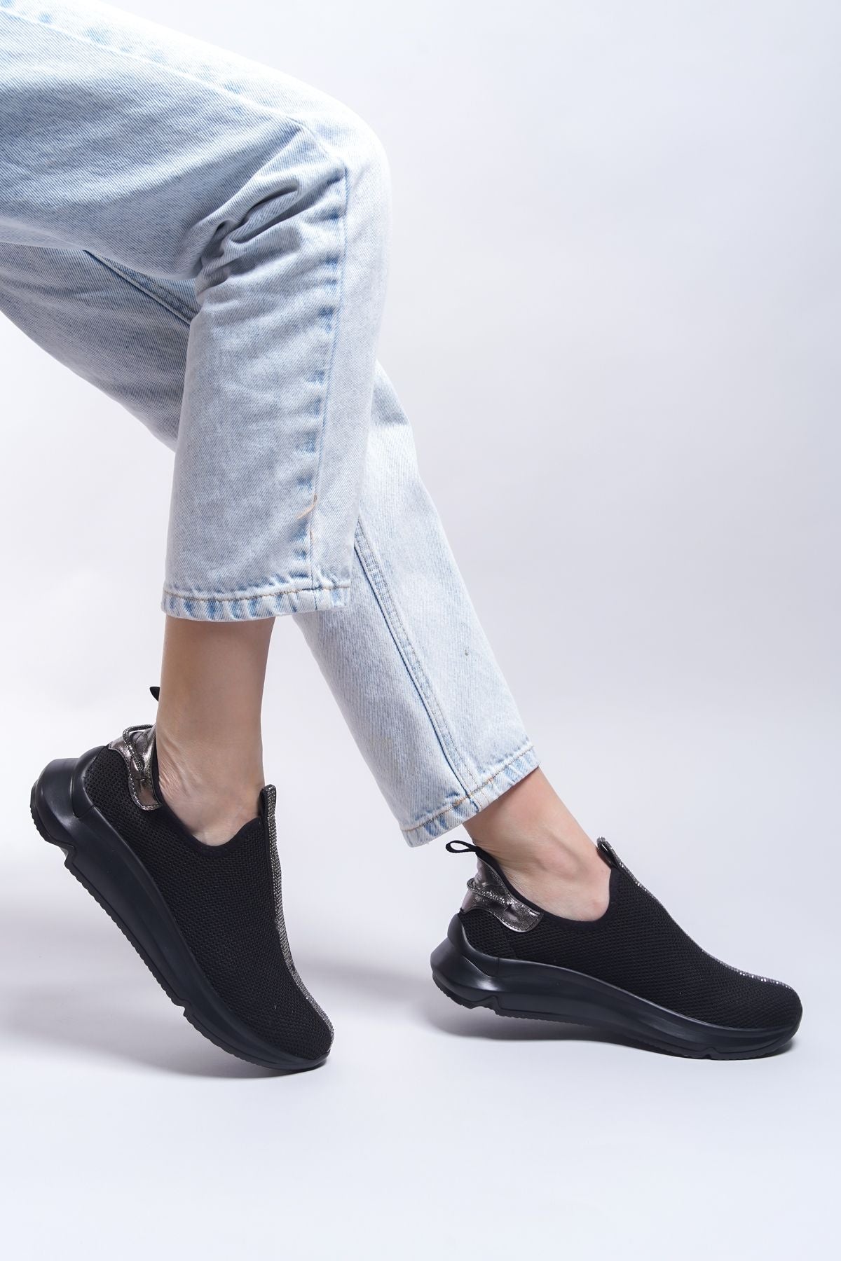 Ezznitas Woman Sneaker 0012441 Black
