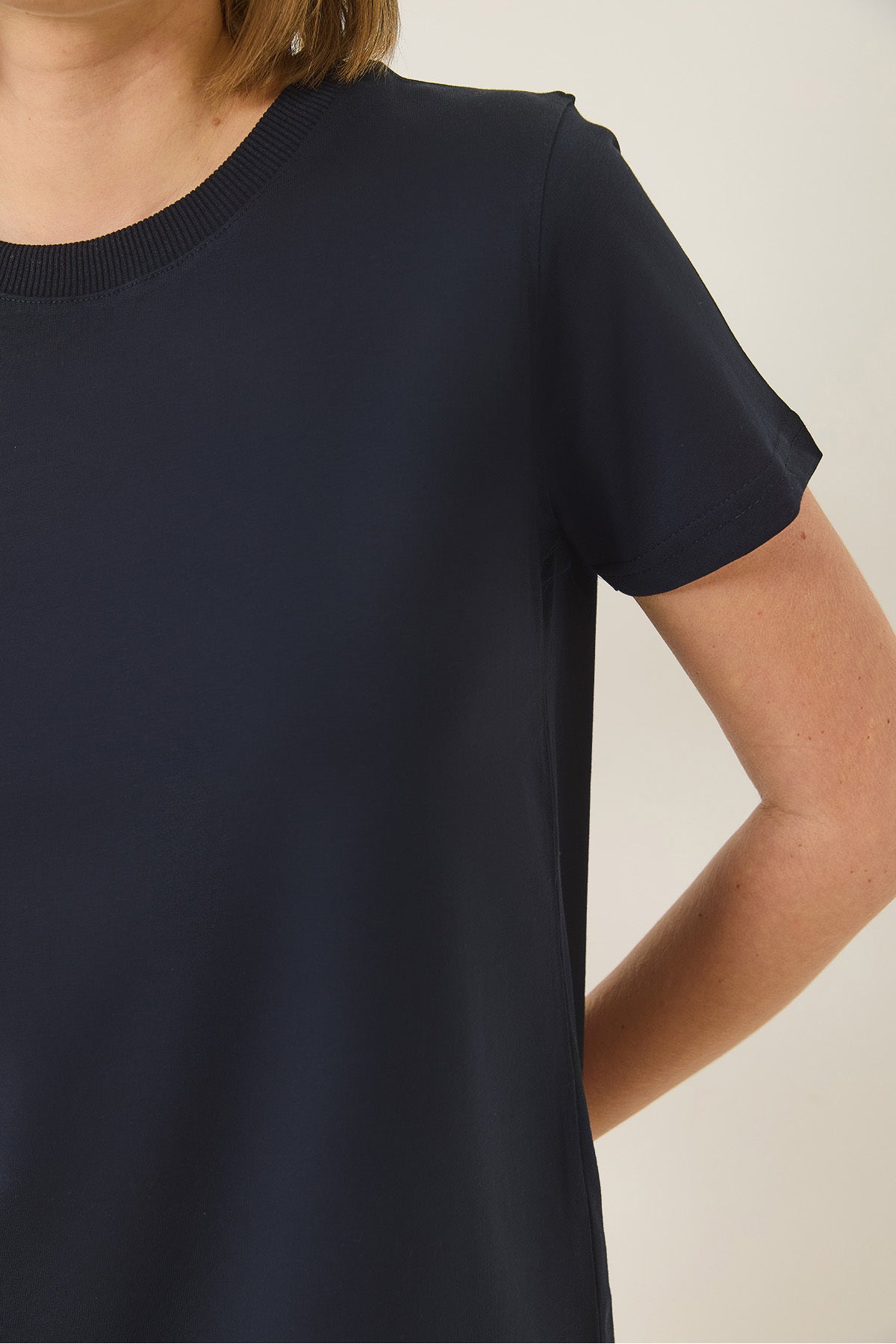 Women's 100% Organic Cotton Comfort Fit Long Back Basic T-shirt 60602049