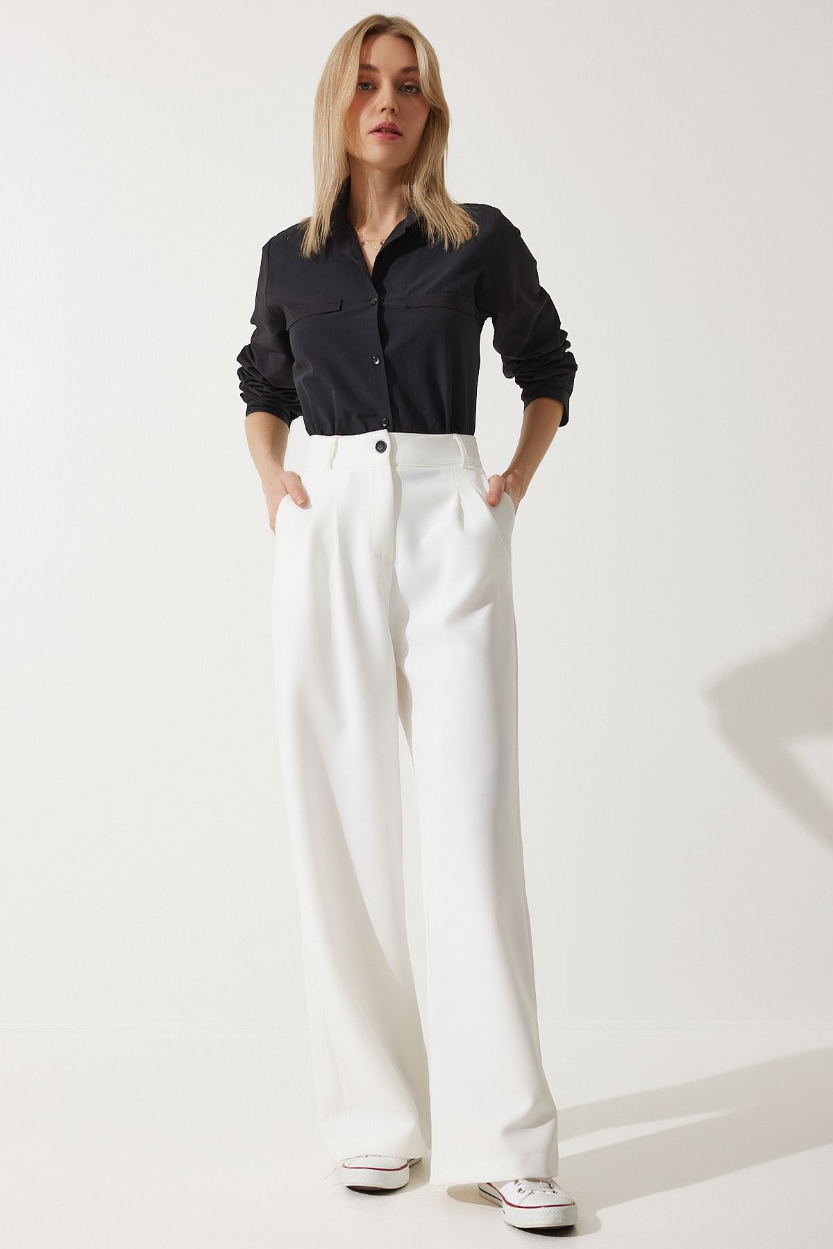 Wide trousers