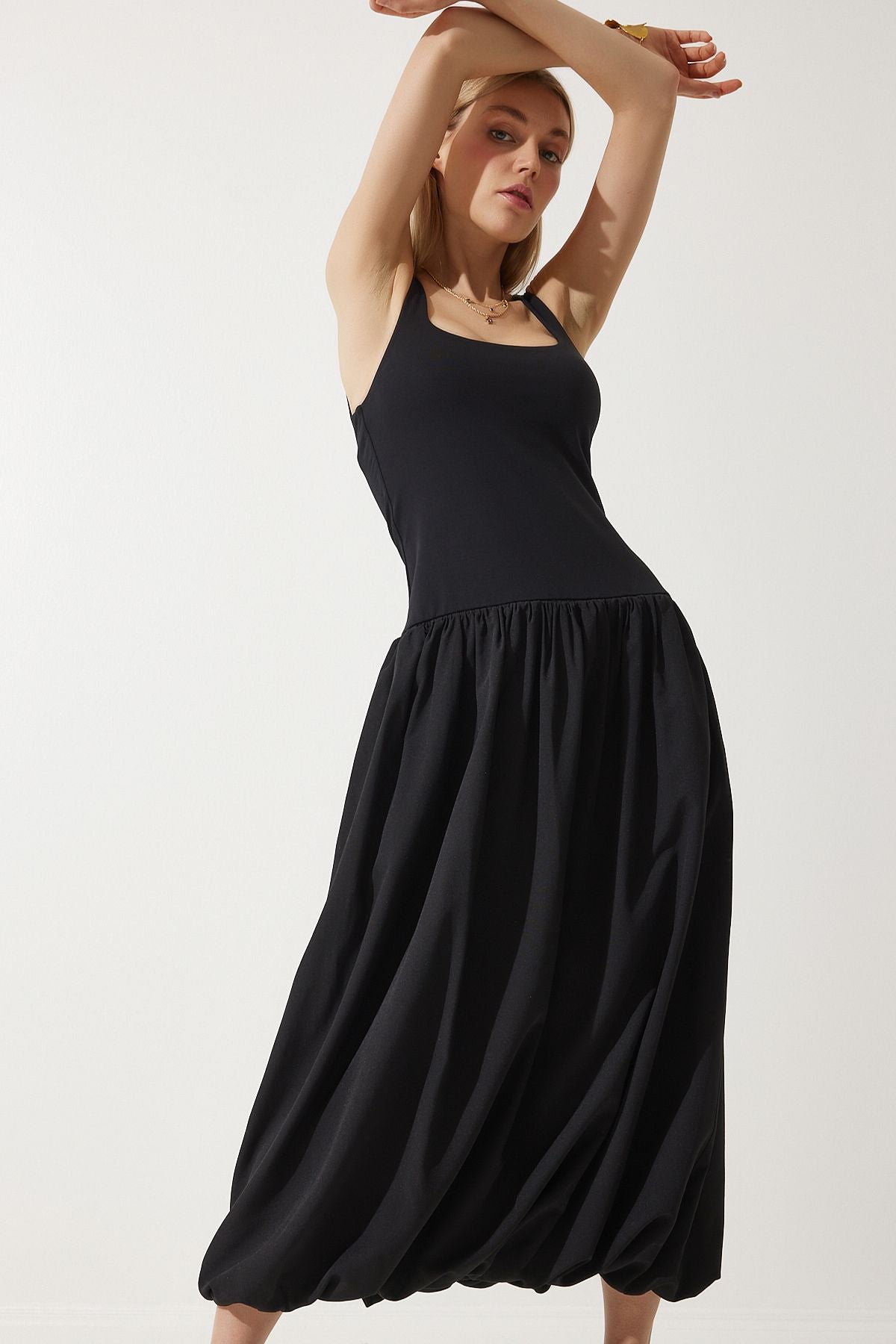 Female Black Balloon Midi Dress UB00276