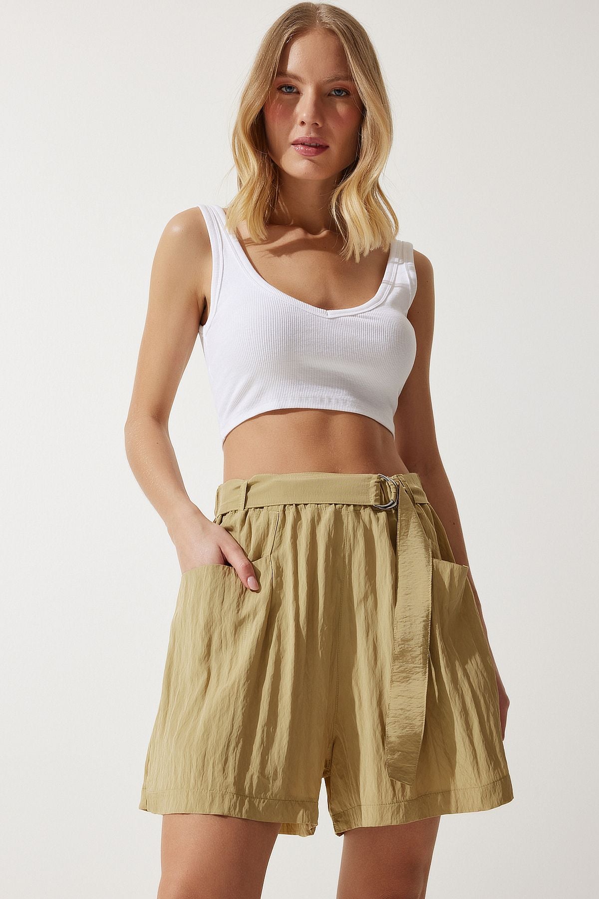 Female Beige Arched City Boy Woven Shorts RC00154