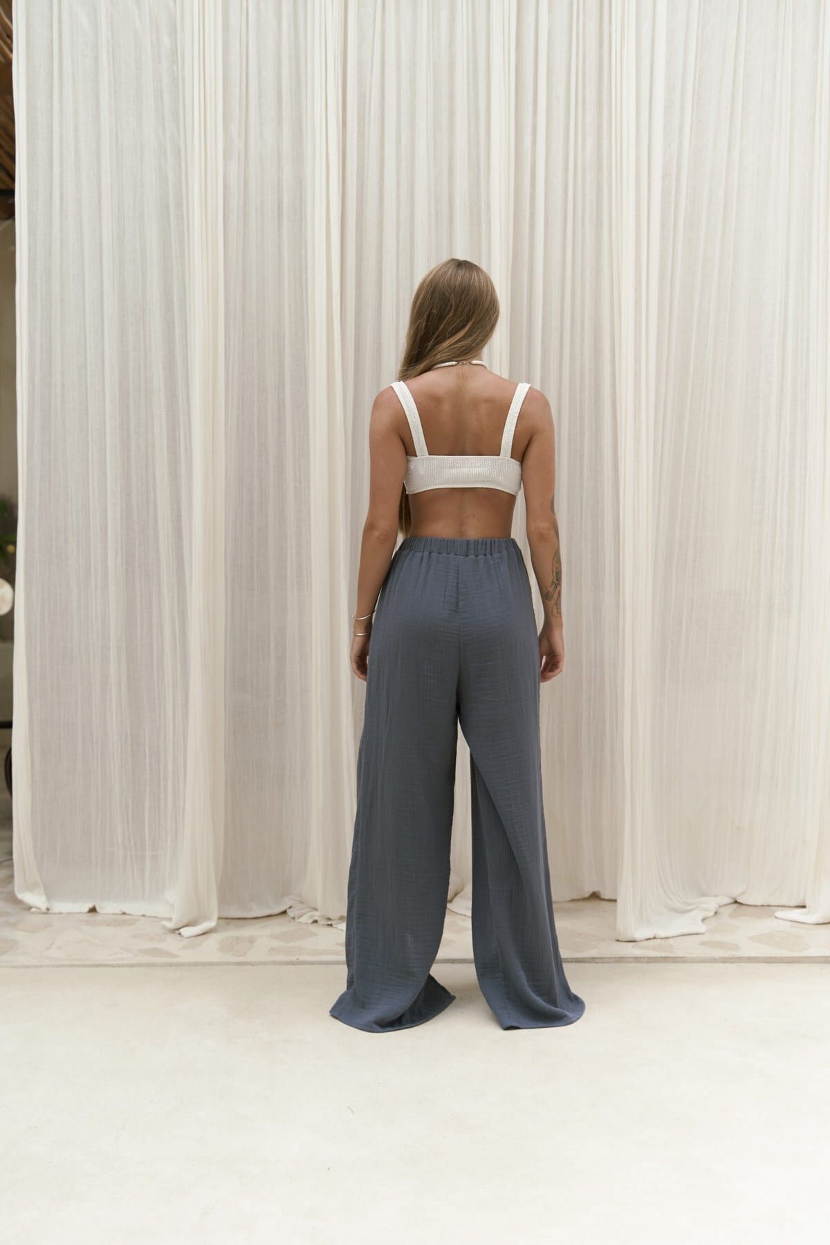 Bima slit detailed anthracit pants