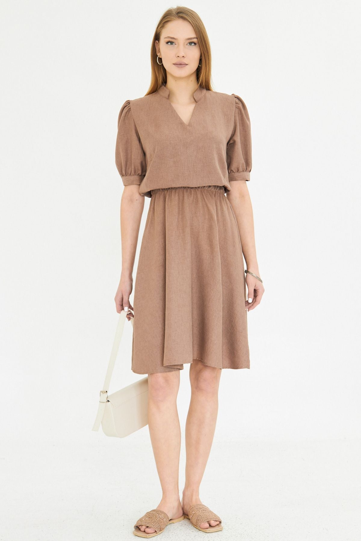 Woman Vizon V-Yaka Waist Waist Tire Short Sleeve Clash Dress ARM-25Y001001