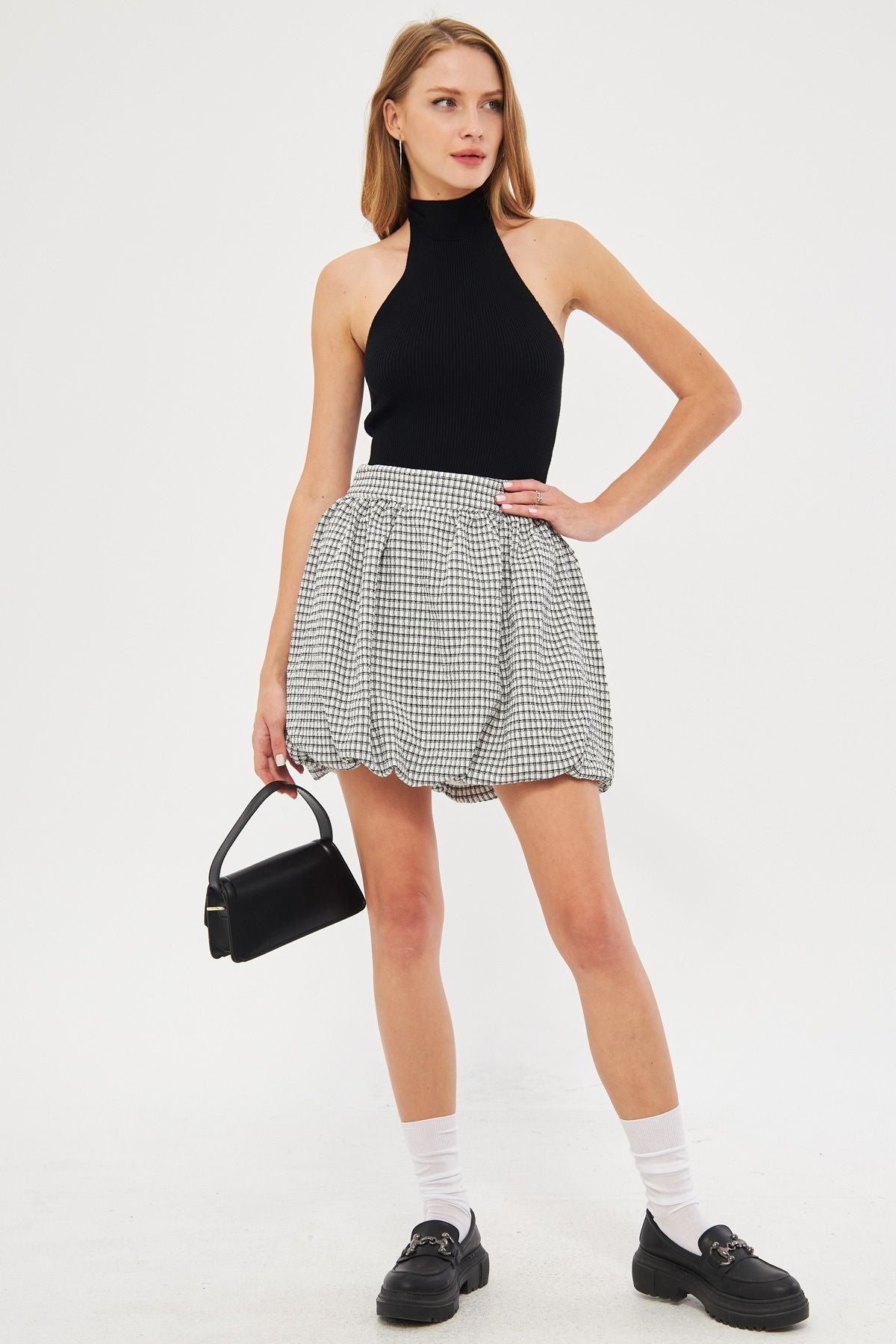 Female Black Plaid Fabric Behind Rubber Side Zippered Balloon Skirt ARM-24Y001107