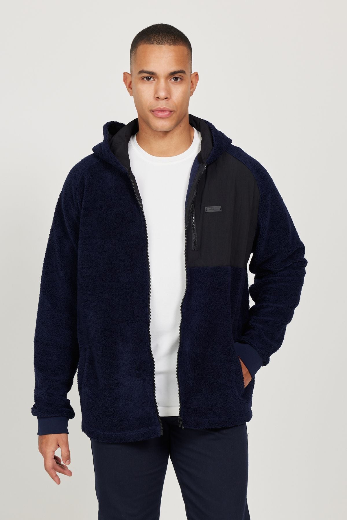 Men's navy blue overwhel
