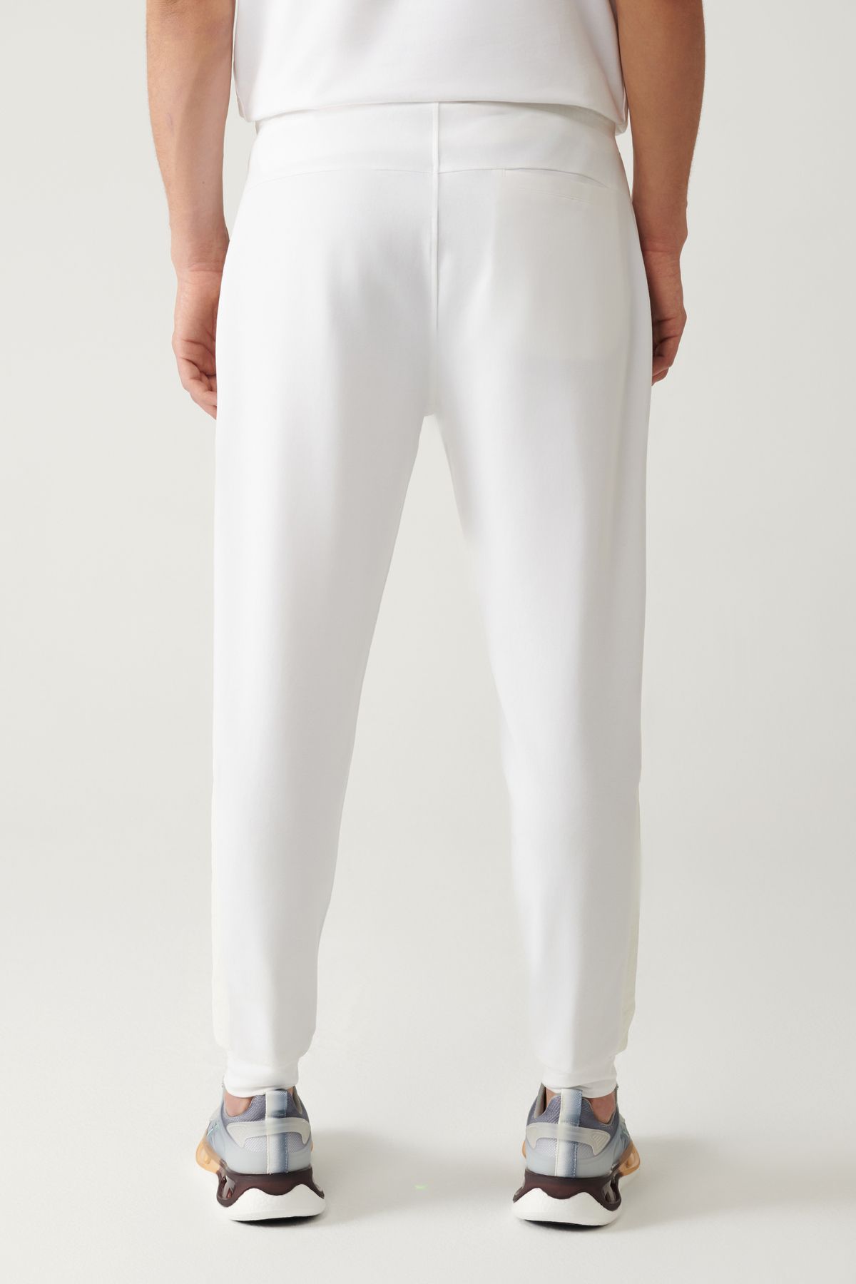 Men's White Jarse Fabric 2 IP Service Six A41y3416
