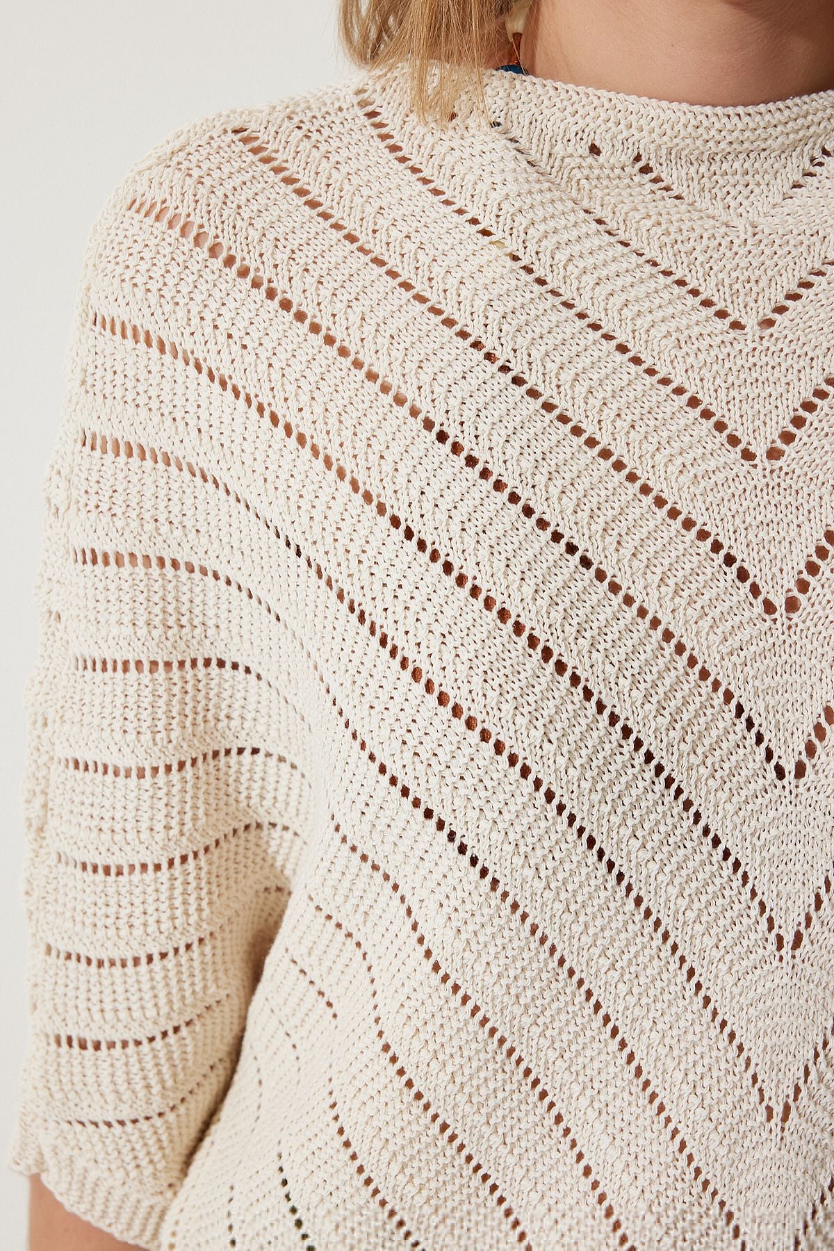 WOMEN'S CREAM OUTPUT BY Triko Blouse YU00013