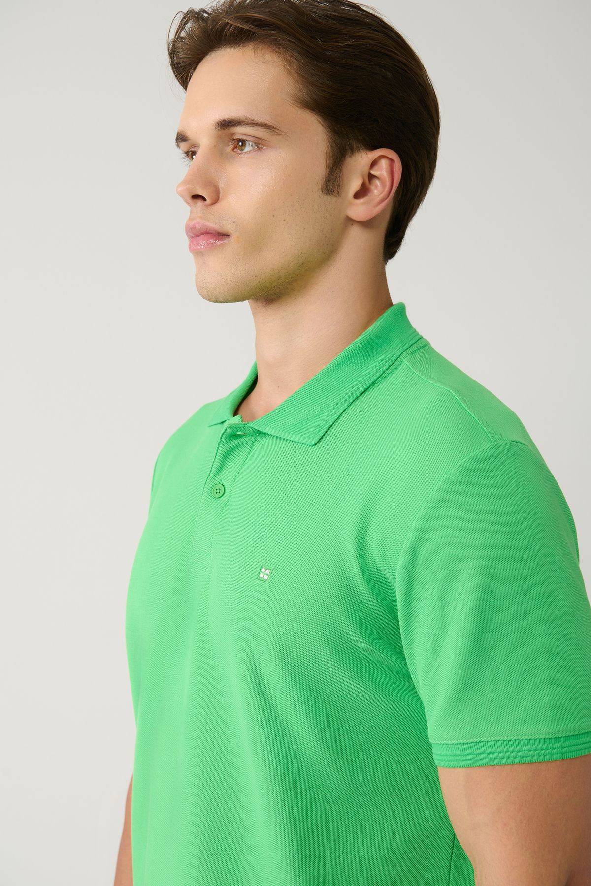 Men's Green T-shirt 100 %Cotton Fast Drying Regular Fit B001032