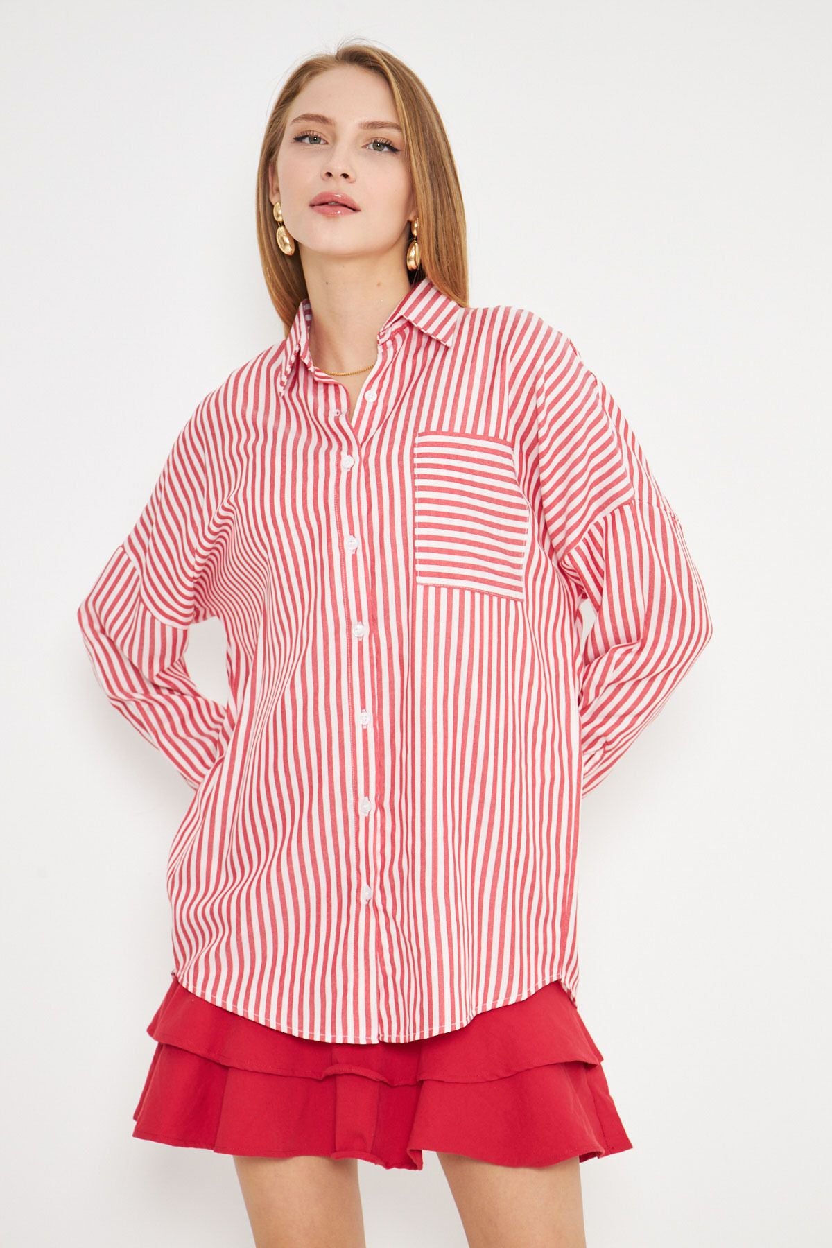 Women's Red Striped Long Sleeve Pocket Detail Surround Pleeled Oversize Shirt ARM-25K001069