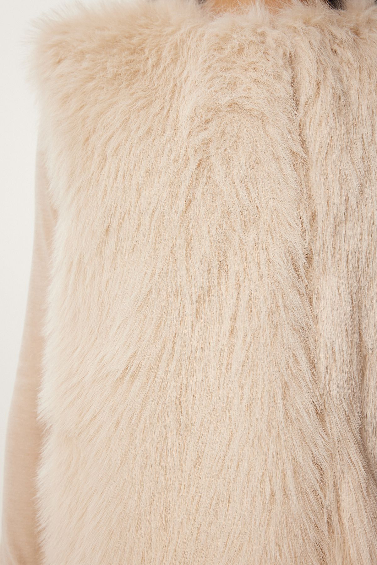 Women's Cream Artificial Fur Vest YL00004