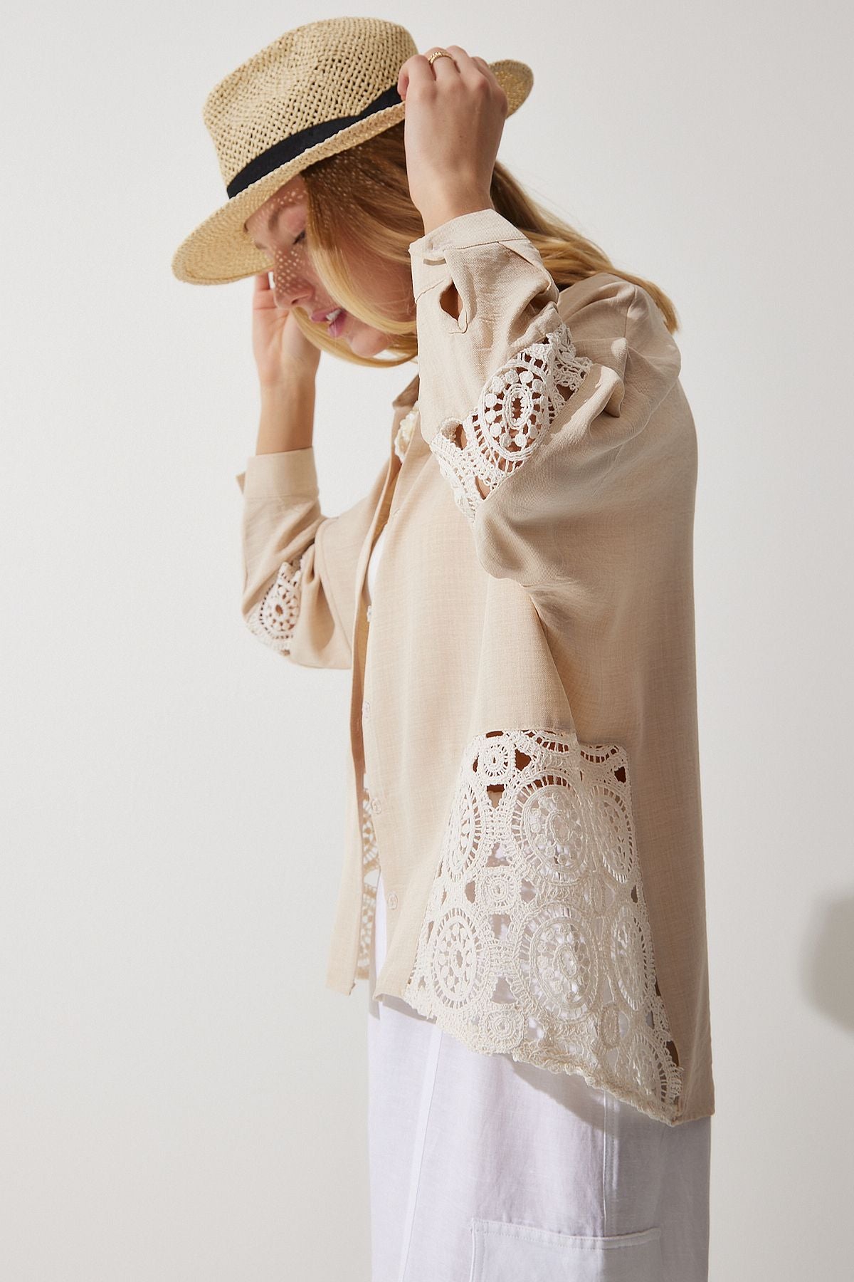 Female Beige Lace Detail Linen Shirt TP00031