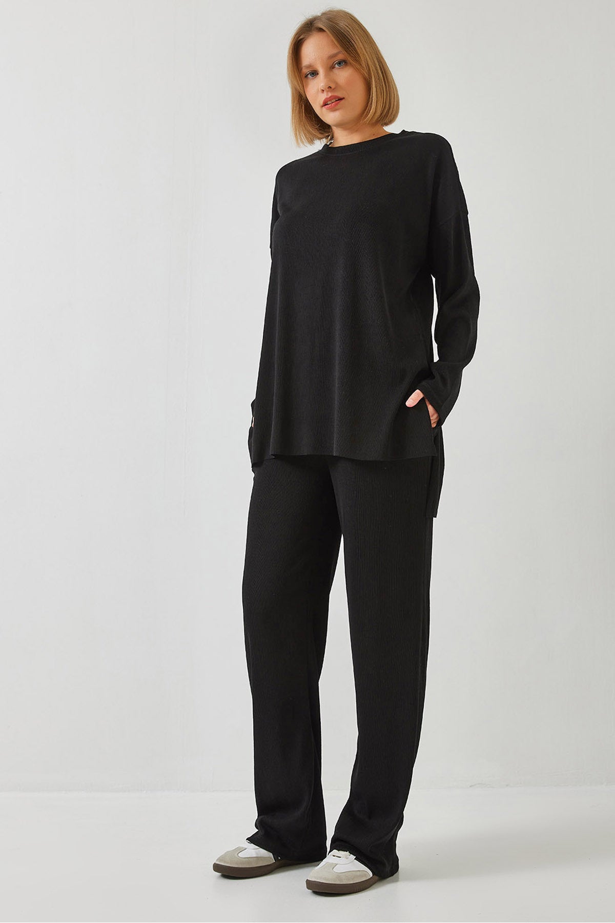 Women's Basic Top and Bottom Set with Trousers 60511002