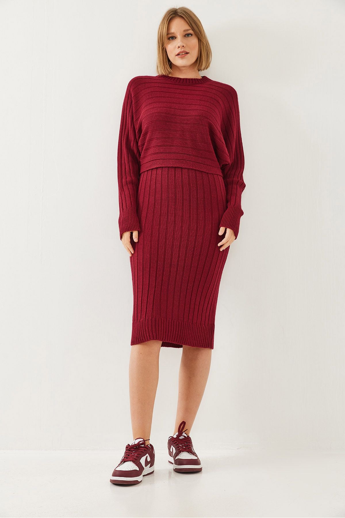 Women's knitwear strap dress Kazakh duo team