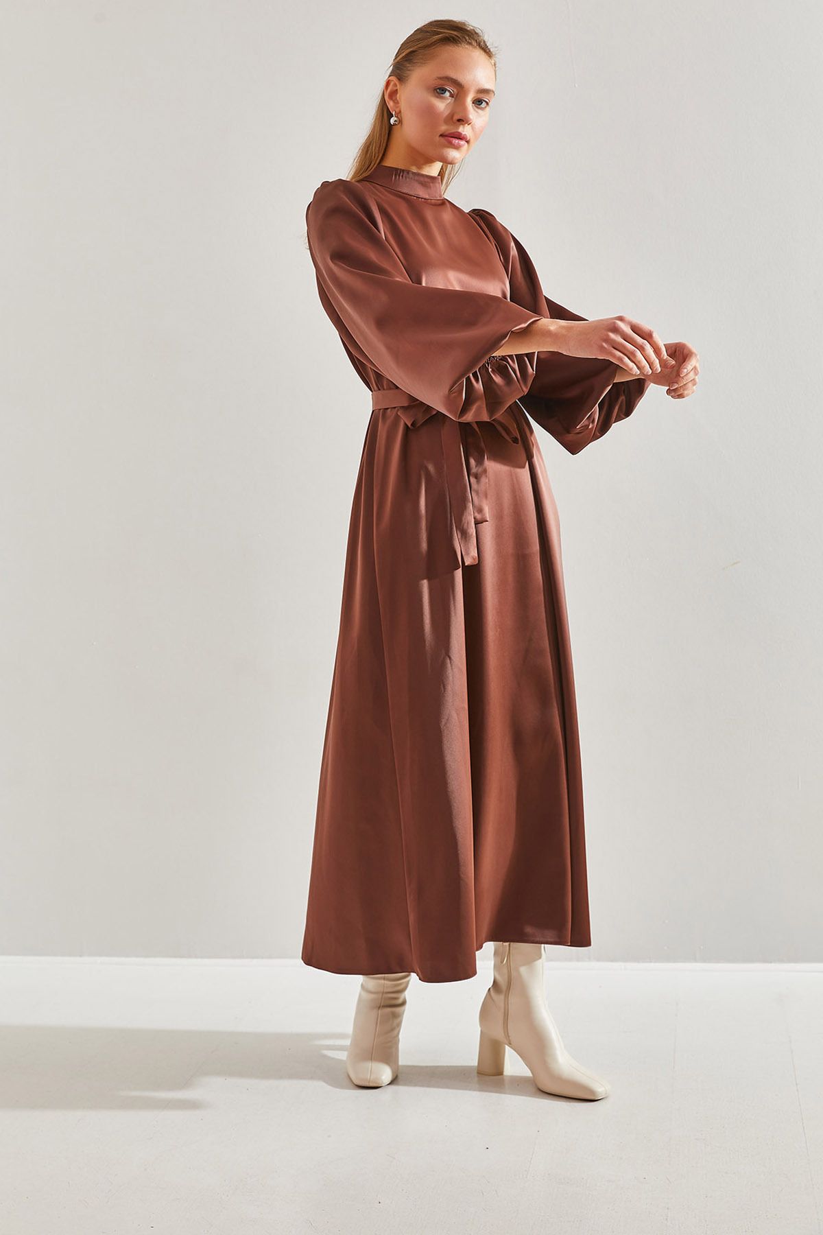 Female Balloon Sleeve Satin Hijab Dress 60151001