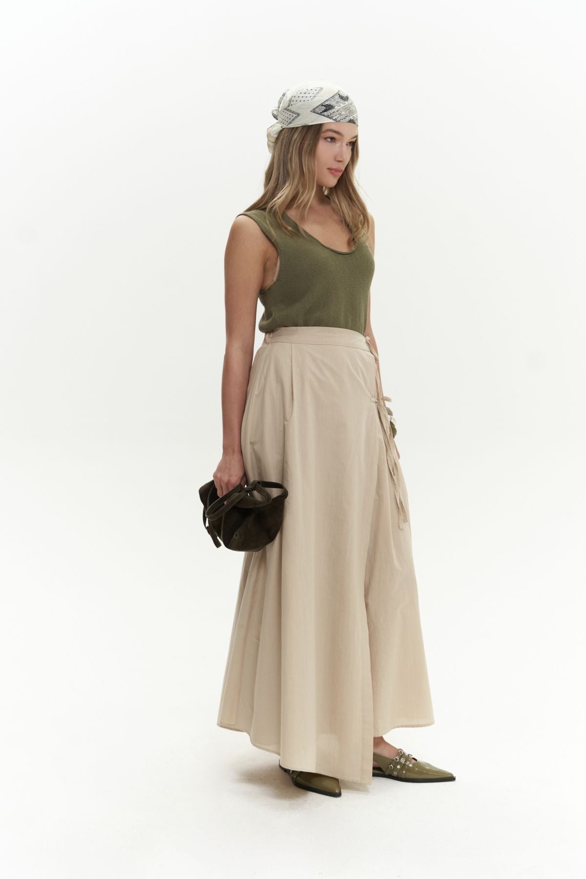Aida rope detail pleated beige skirt