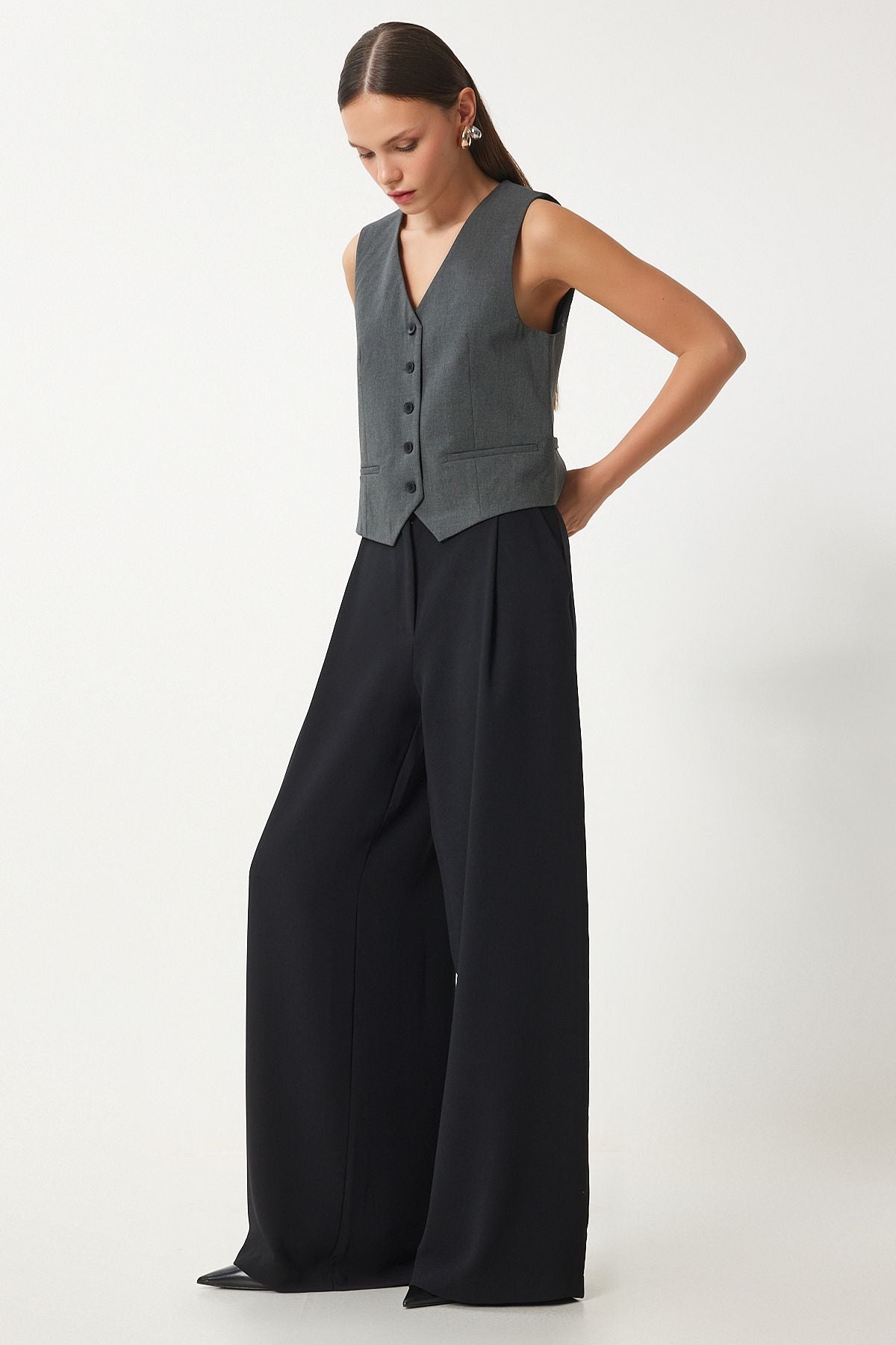 Woman with black pocket weaving palazzo pants ul00052