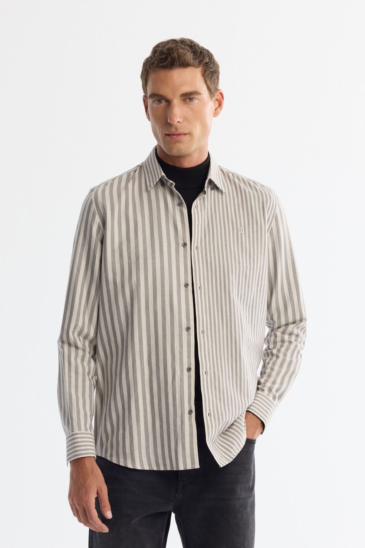Men's Gray 100 %Cotton Better British collar striped shirt A42Y2040
