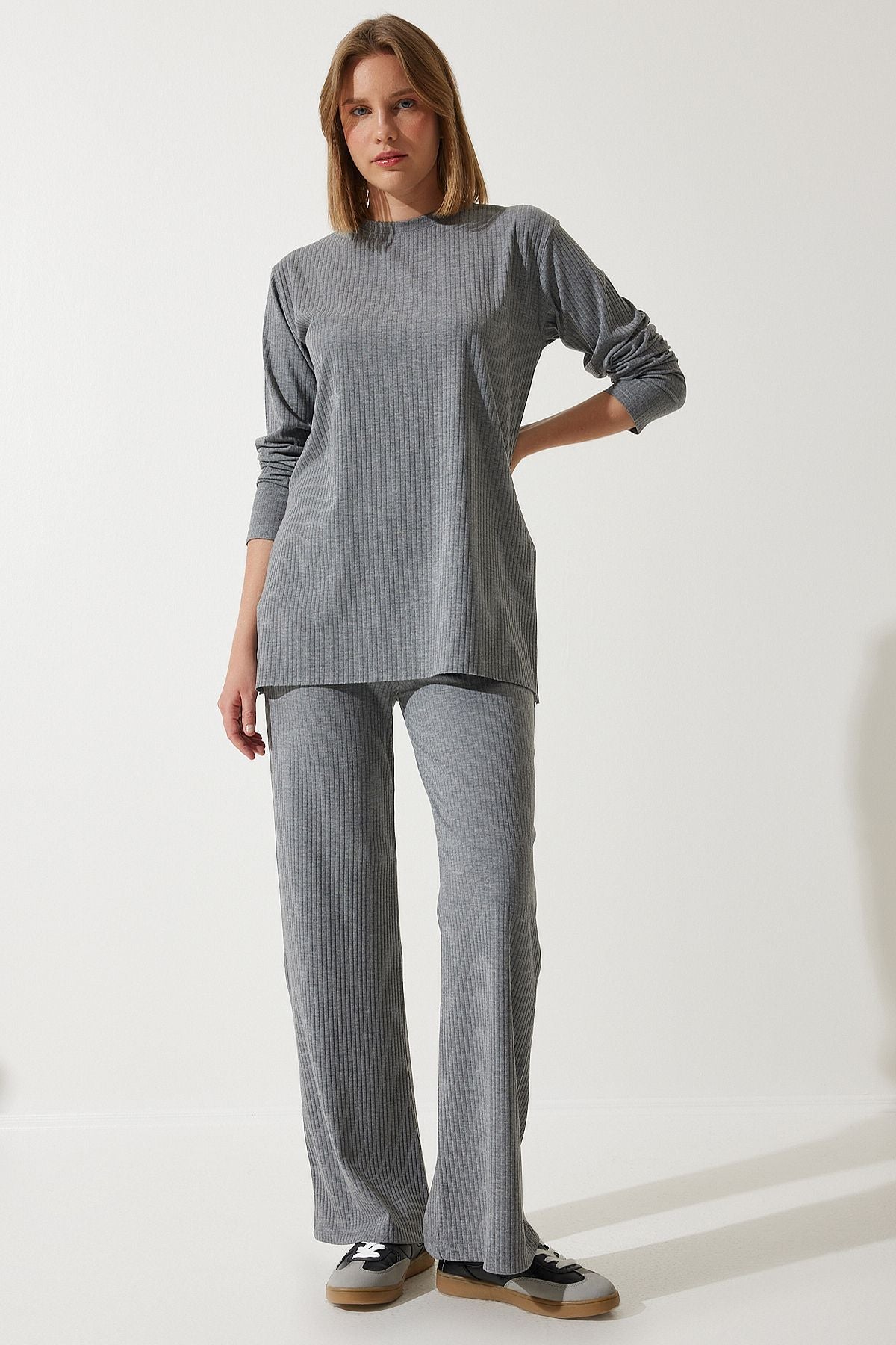 Women's Gray Wick Knitting Blouse Pants Set KH00088