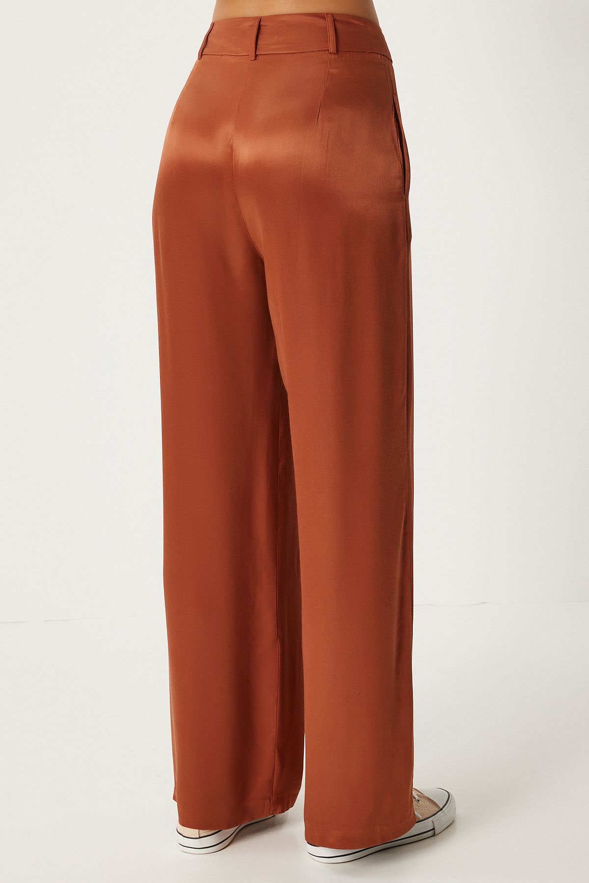 Palazzo pants with women tile satin surface FN03270