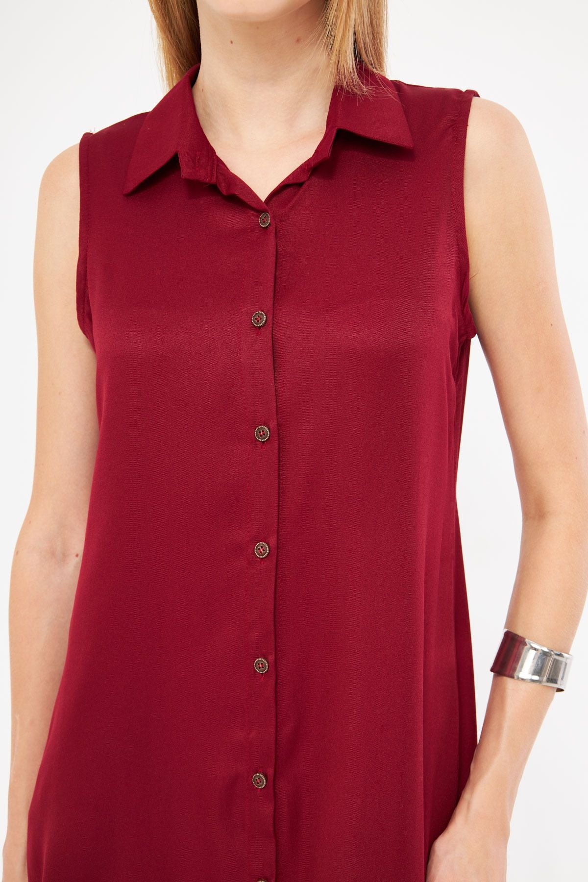Female burgundy collar buttoned dress ARM-17Y00028