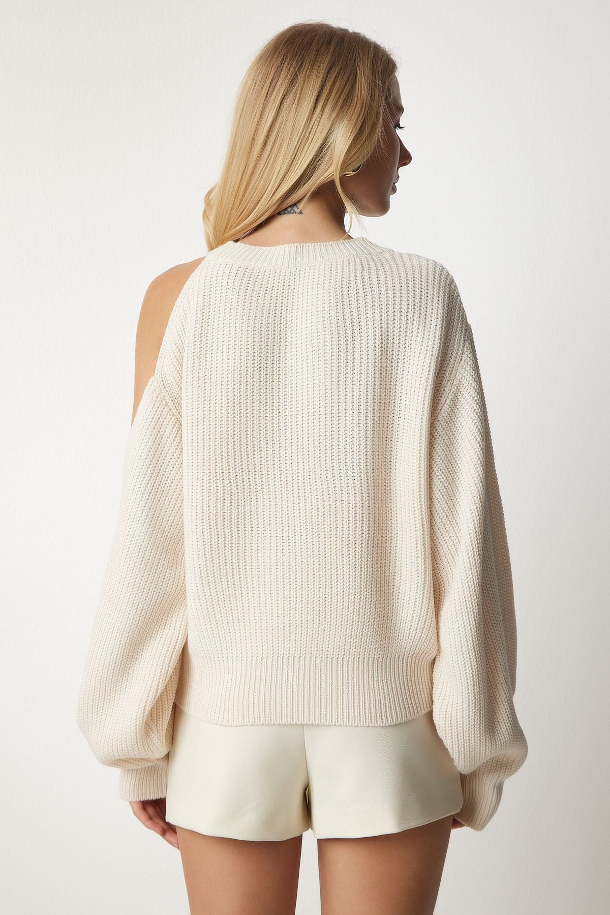 Cut Out Detaylı Triko Kazak Krem Lpn0004
