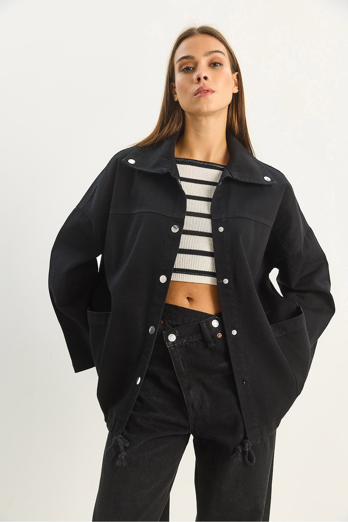 Women's Pocket Detailed Snap Closure Oversize Denim Jacket 209 60283672