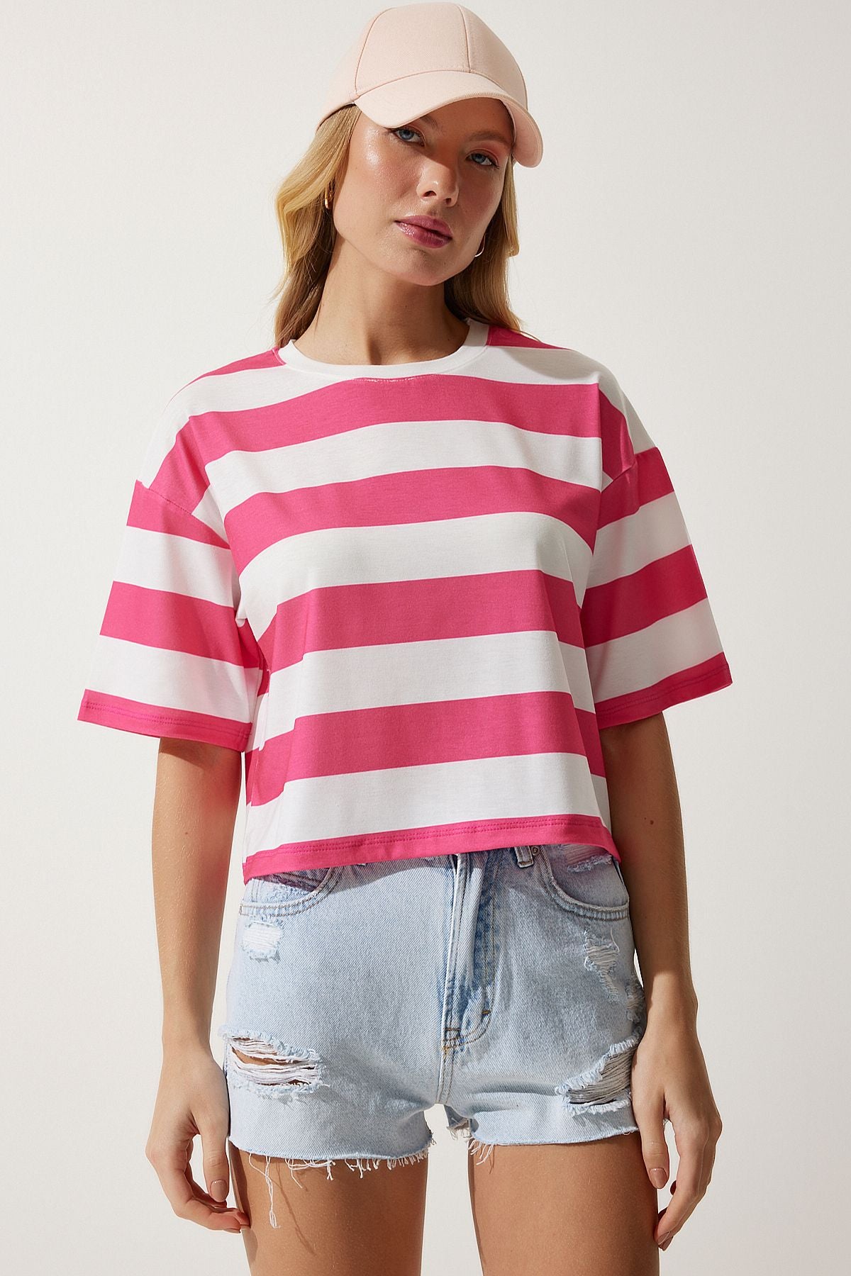 Woman White Pink Bicycle Collar Striped Crop knitting T-shirt HF00452
