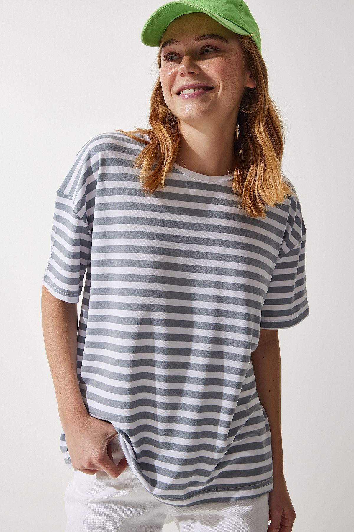 Women's Gray Bicycle Collar Striped Oversize knitting T-shirt EN00609