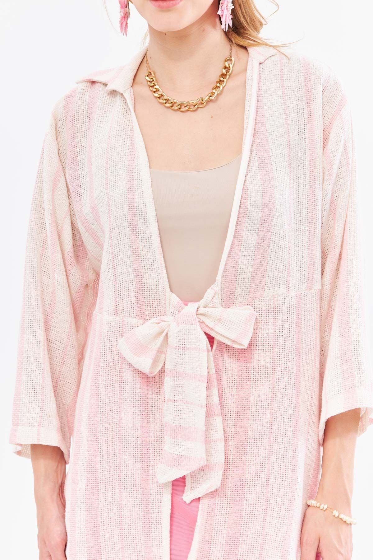 Woman Pink striped front-binding kimono shirt ARM-24Y001091