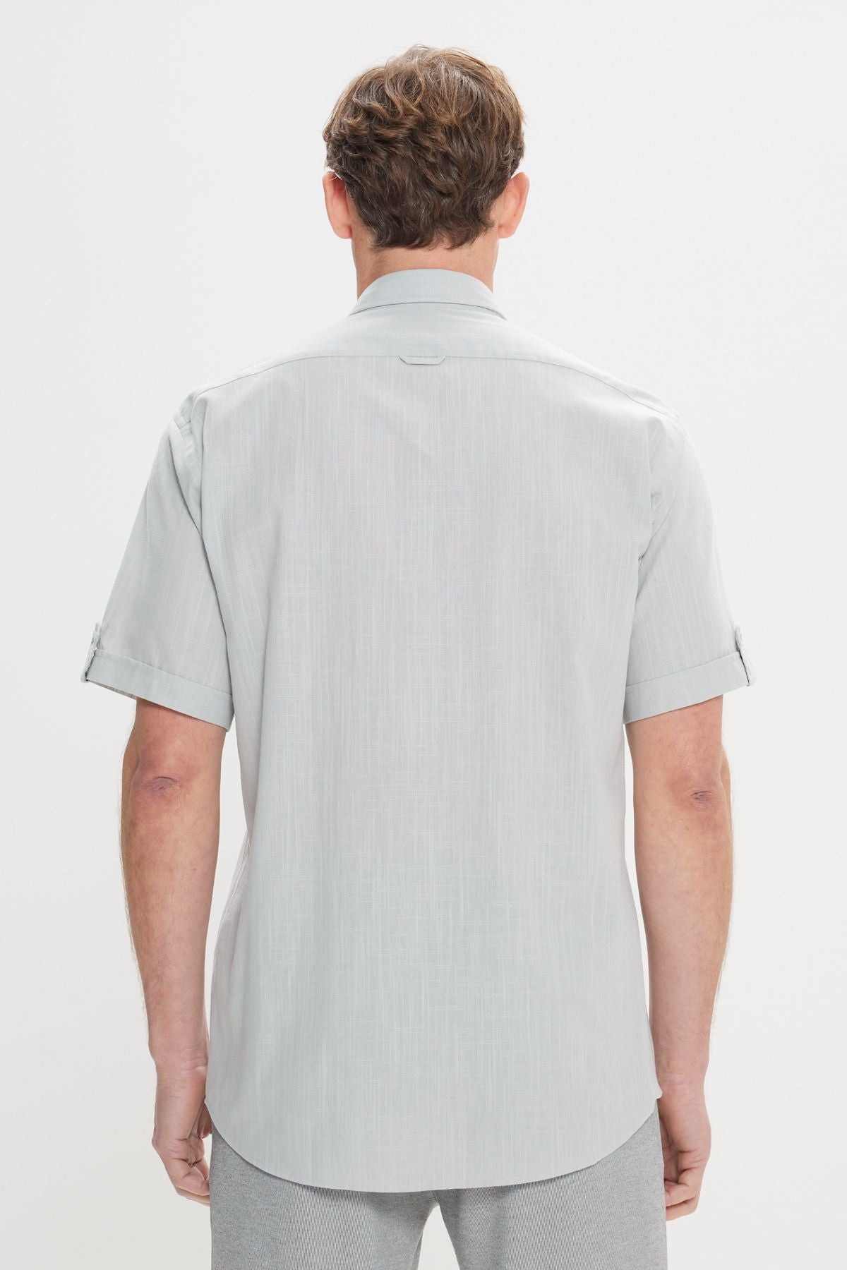 Men's gray comfort fit comfortable cut hidden buttoned collar linen looking 100 %cotton pennant shirt