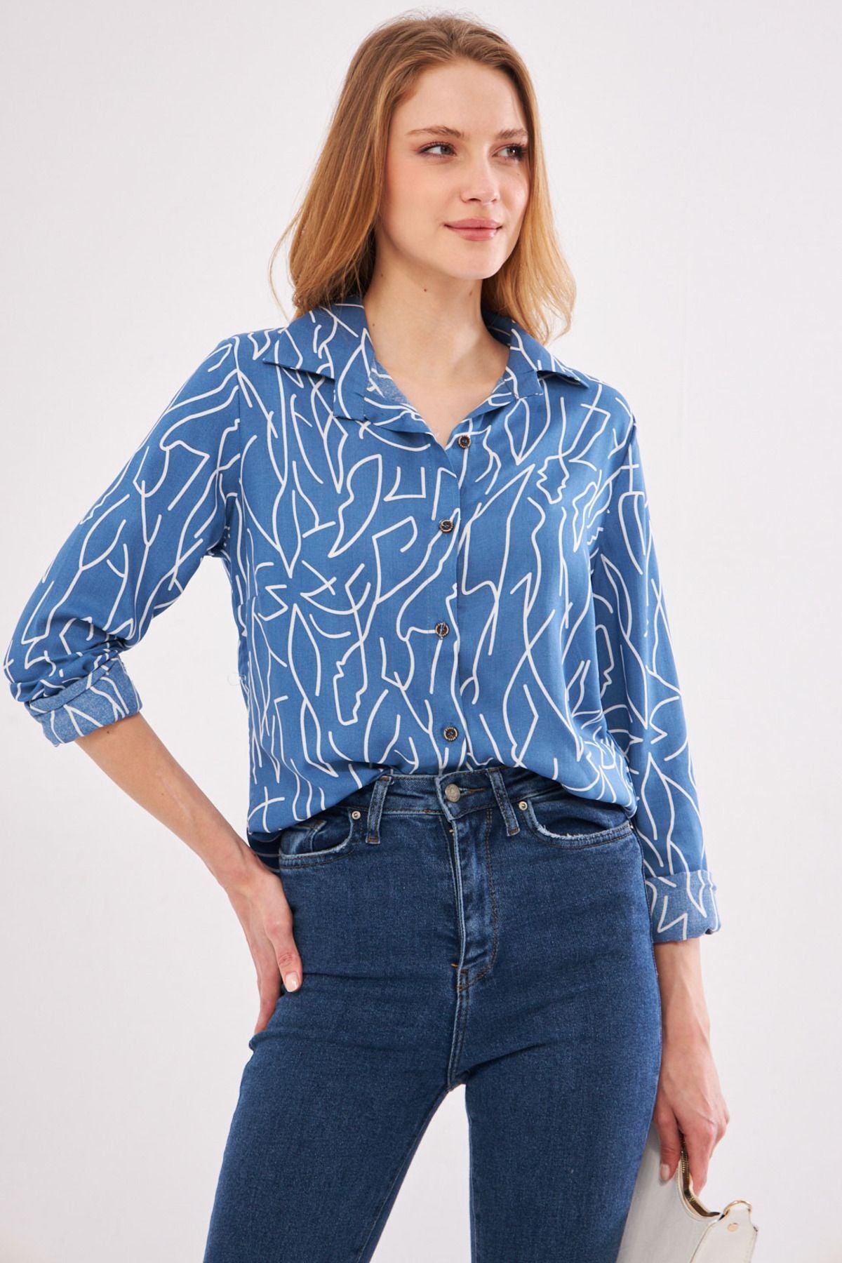 Woman indigo line pattern long arm shirt ARM-20Y001002