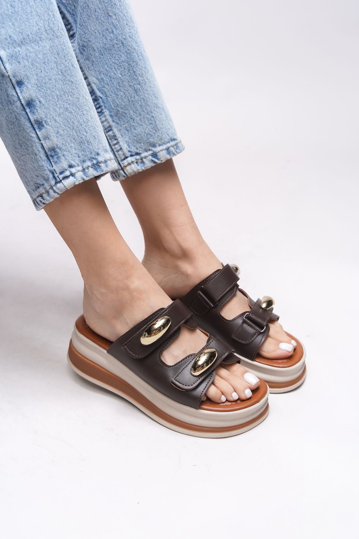 Lischaris Woman Slippers 0012321 Brown