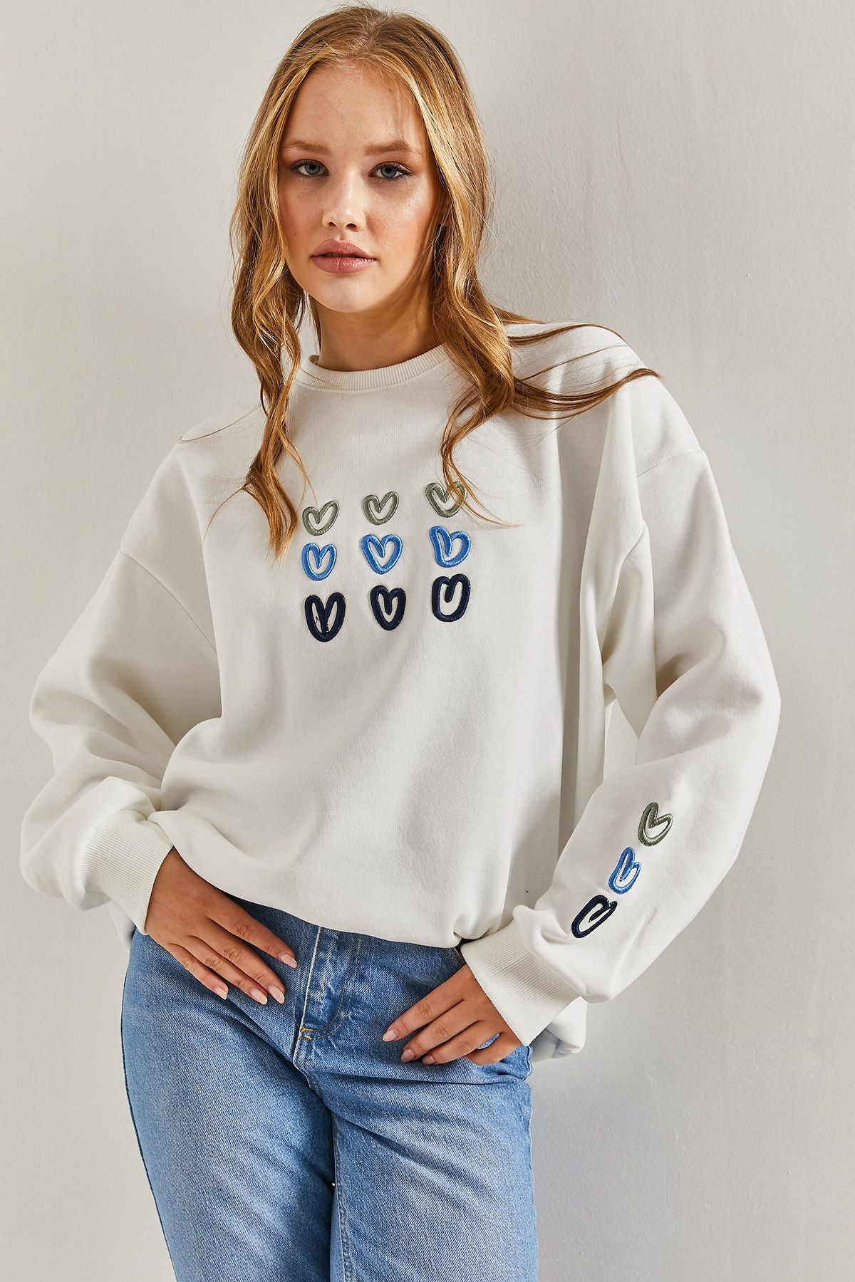 WOMEN'S THREE YEAR -SHARDON HEART PRINTED SWEATSHİRT