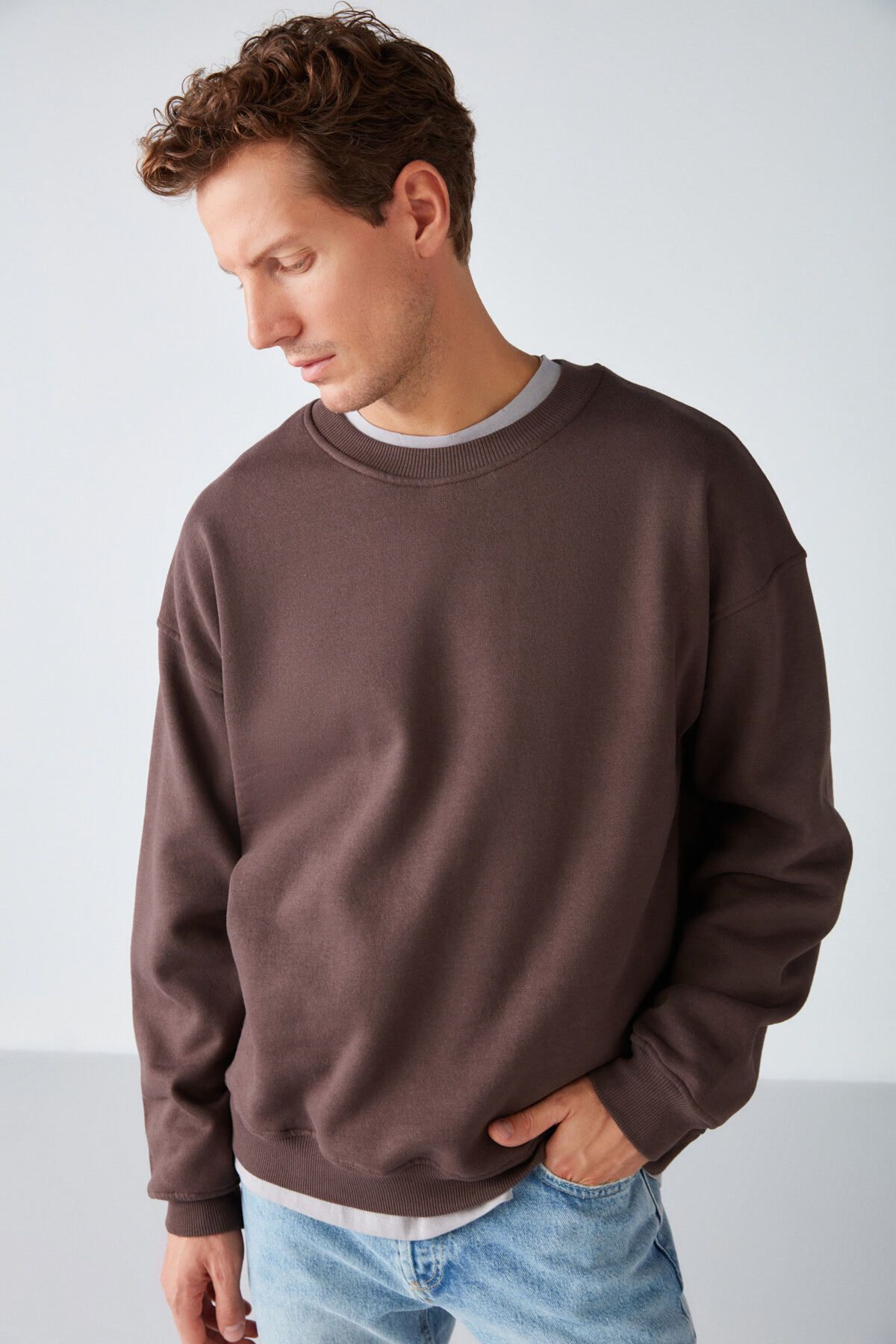 Stephan Men's Softened Fabric Oversizle Fit Round Collared Brown Sweatshirt