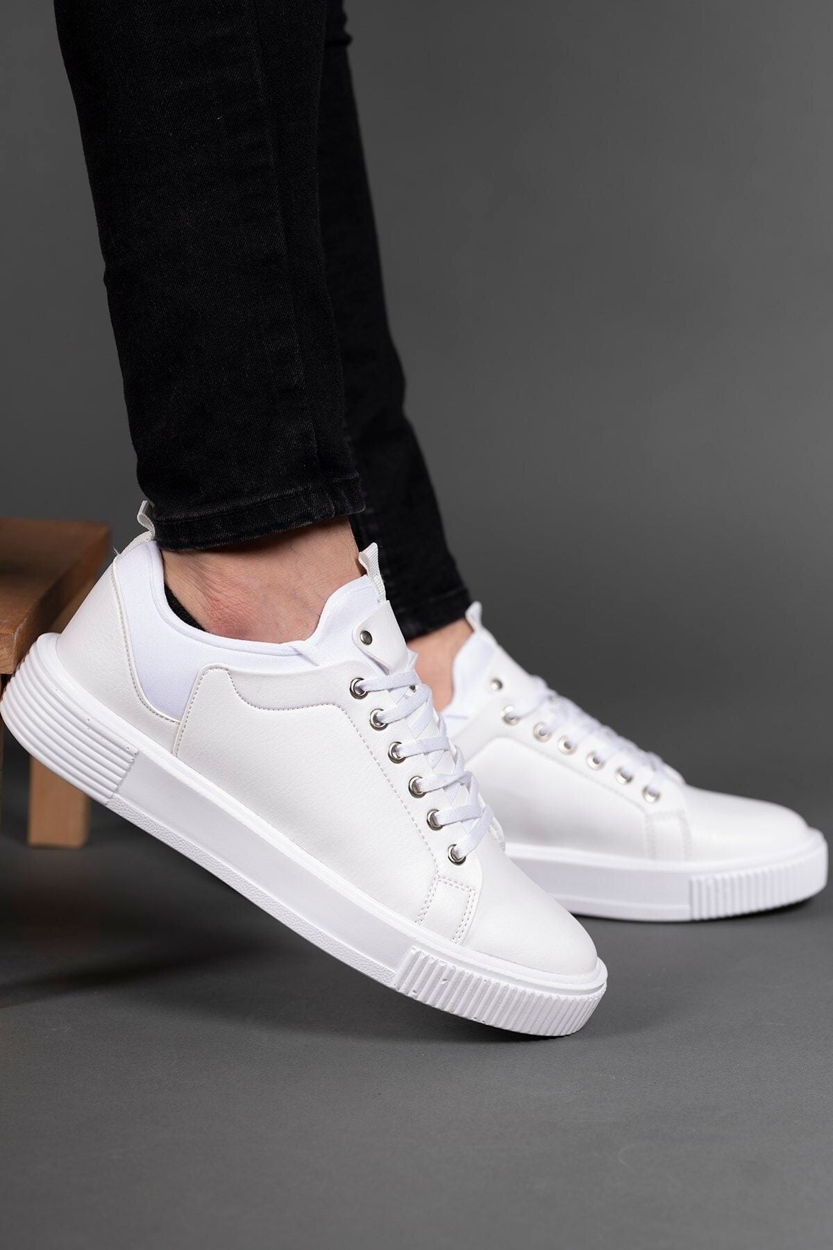 White Unisex Sneaker 0012658