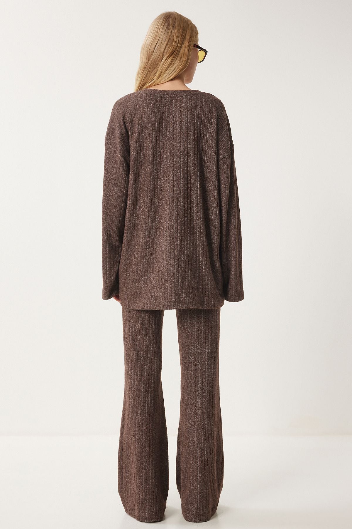 Female brown comfortable wick knitted blouse trousers set RG00047
