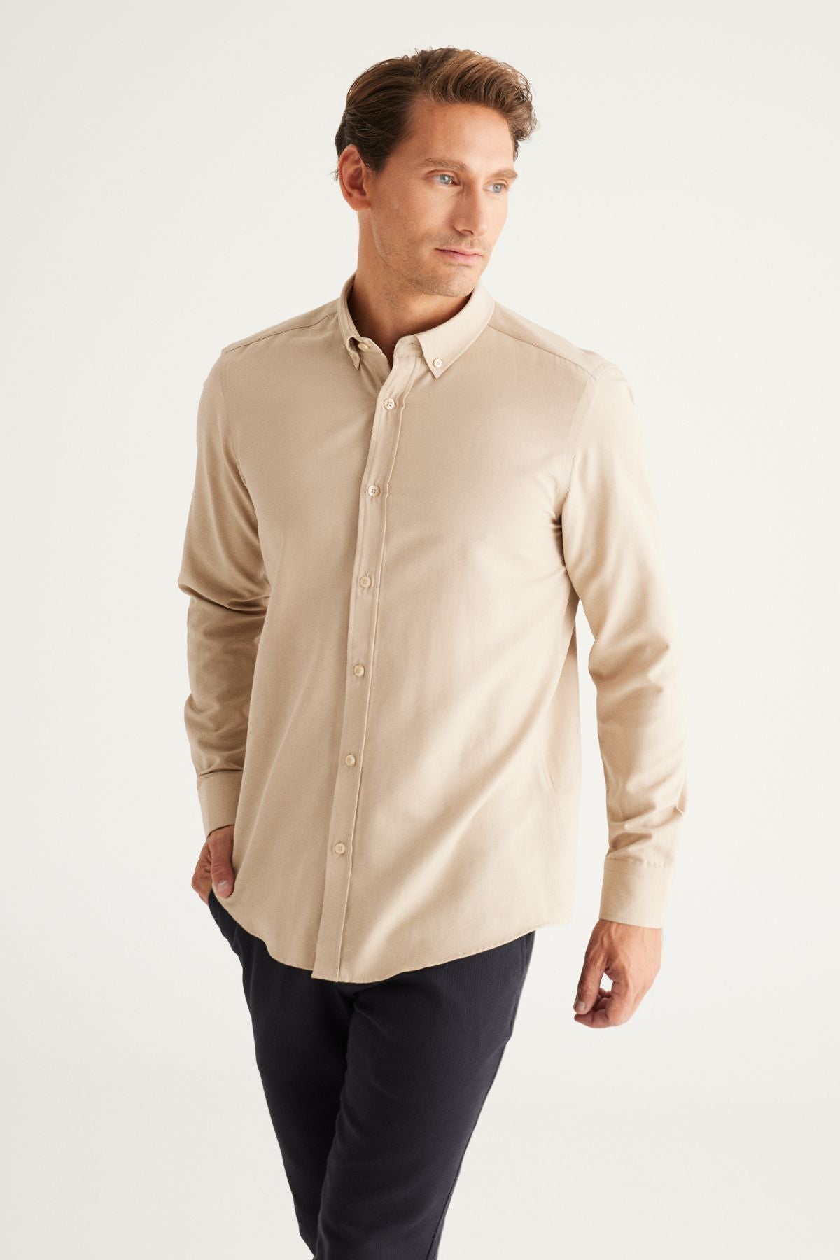 Men's Oxford Beige button collar easily ironed cotton slim fit narrow cut shirt