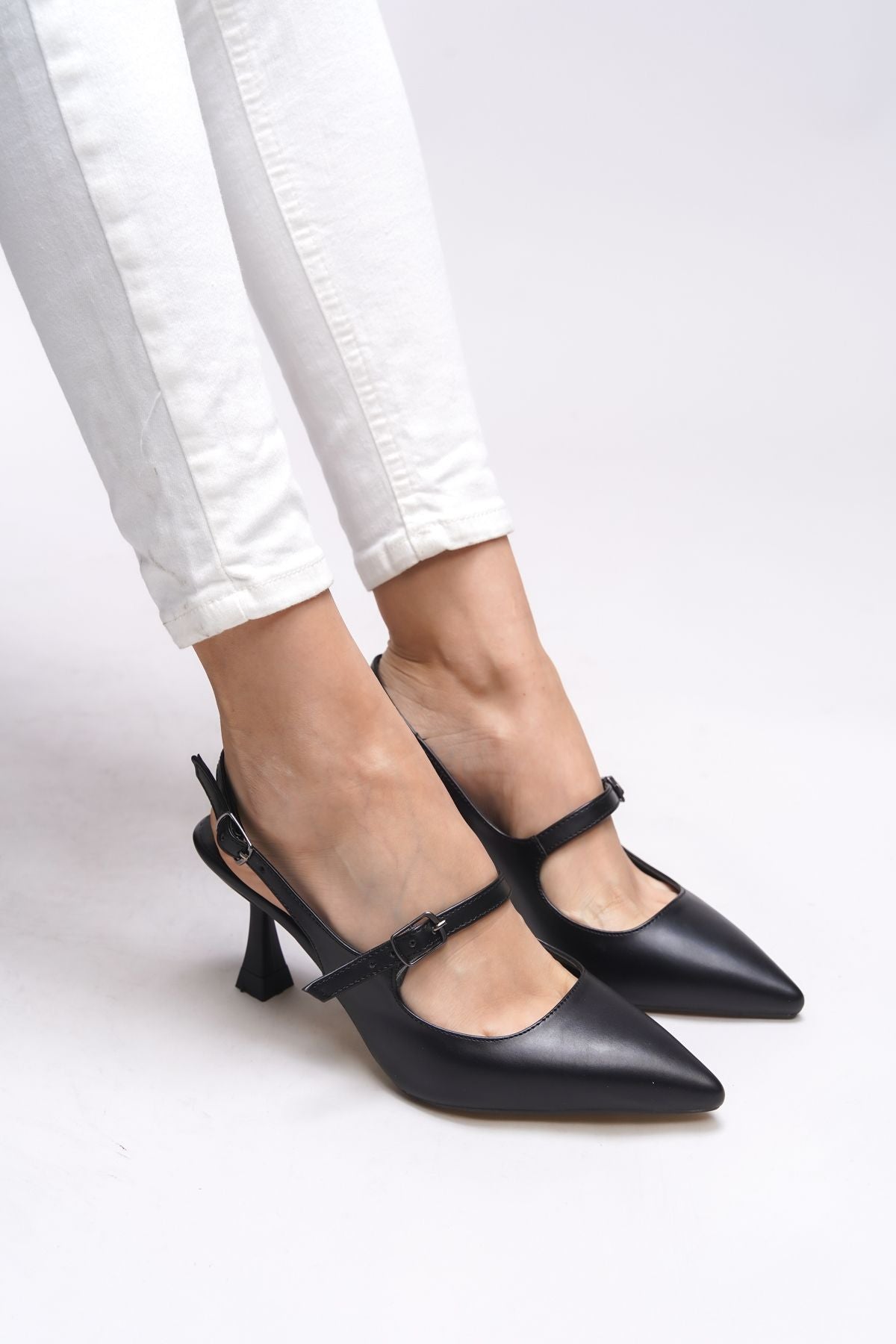Melilendra Behind Woman Open Pointed Nose Stiletto 0012701 Black Skin