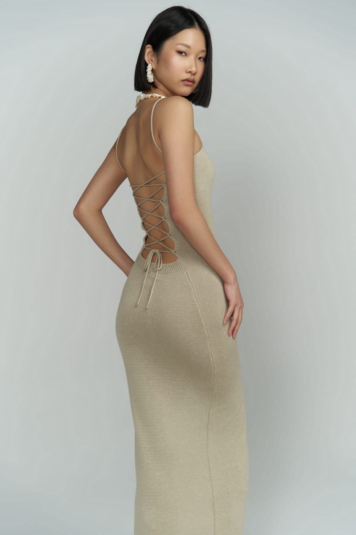 Cintiia Back Décollette stone knitwear dress