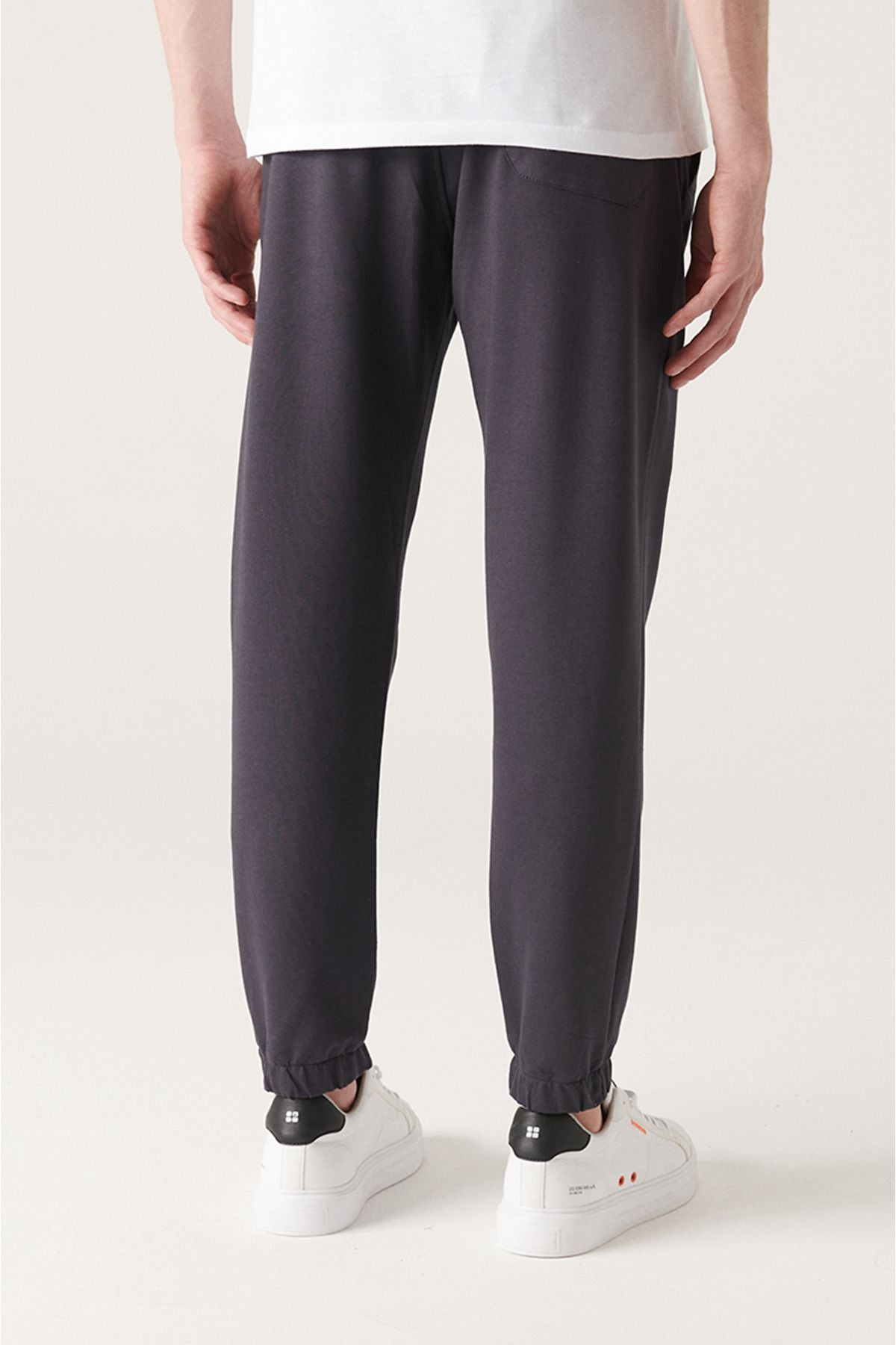 Men's anthracite waist laced with a pocket of the cotton tracksuits with 2 -IP Cotton Tire E003403