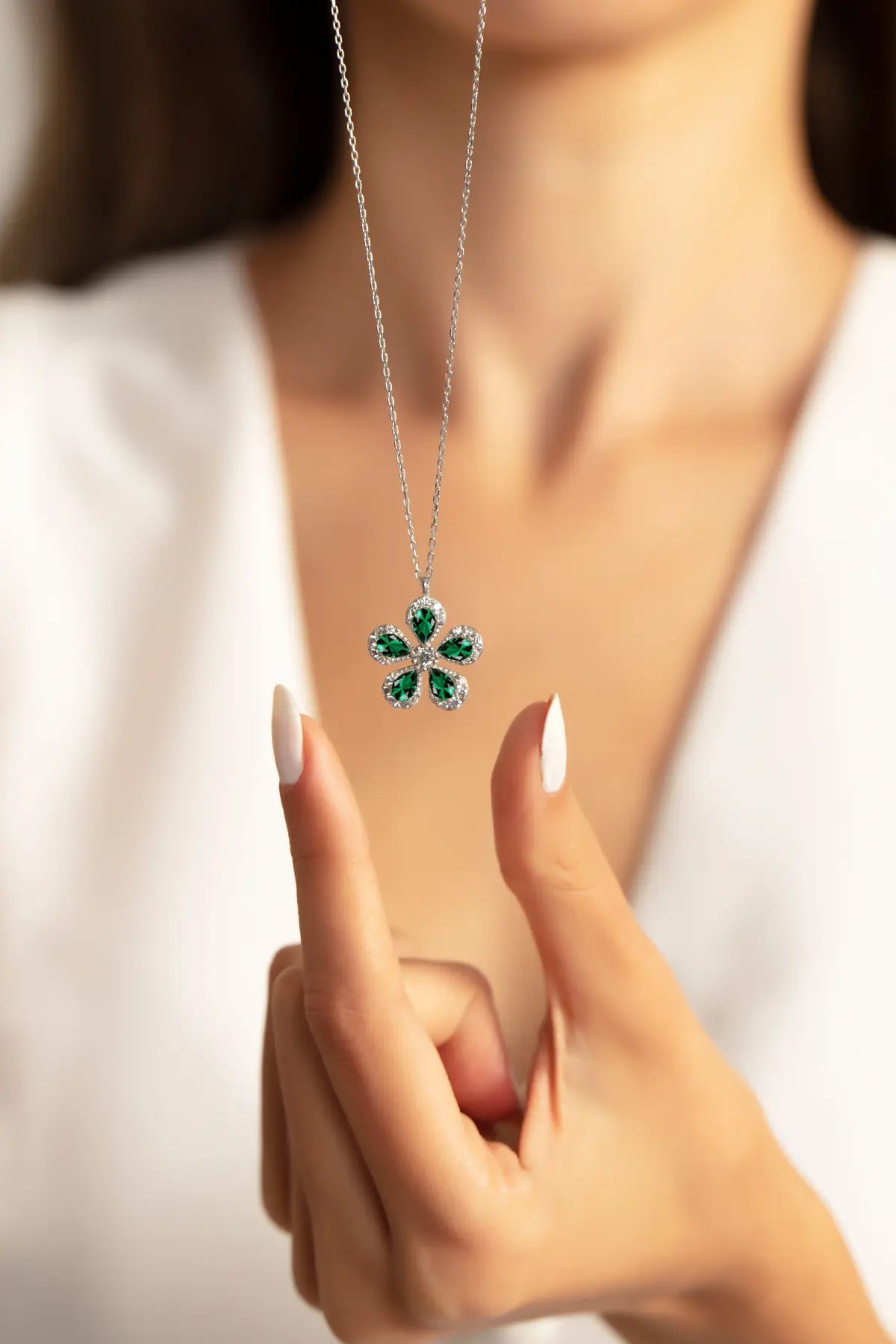 Green Drop Stone Flower Silver Silver Women's Necklace
