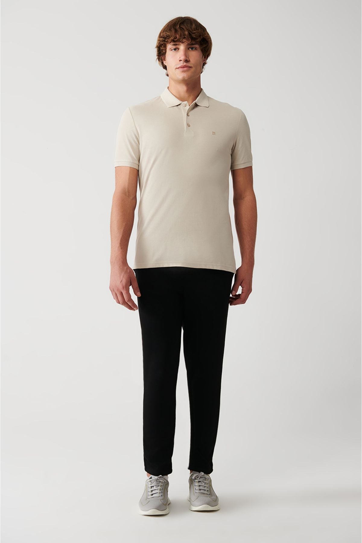 Men's beige 3 button 100 %corn cotton Polo Yaka T-shirt B001027