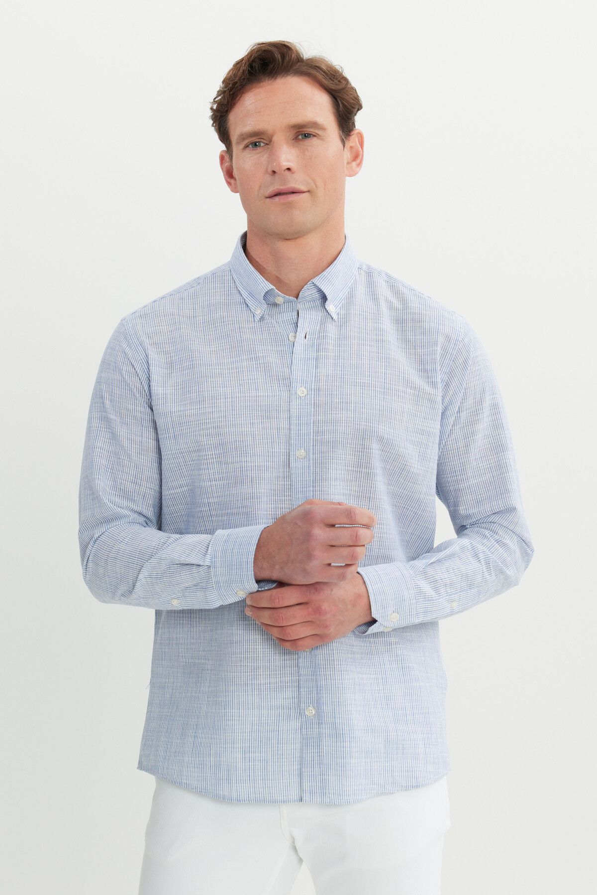 Men's Navy Blue 100 %Cotton Comfort Fit Casual Cutting Buttoned Neckline Shirt