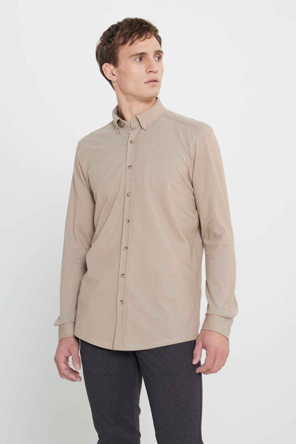 Cotton slim fit narrow cut buttoned shirt