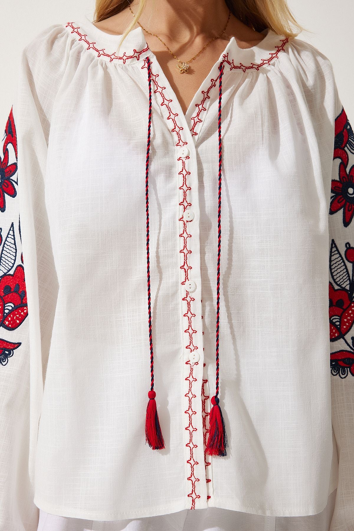 Female white embroidered button flax blouse es00151