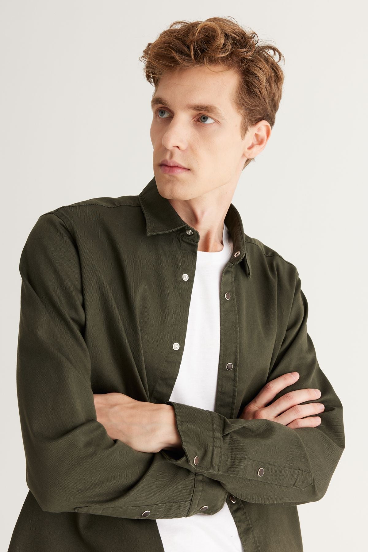 Men's Khaki Comfort Fit Casual Cut Cotton Diagonal Patterned Shirt