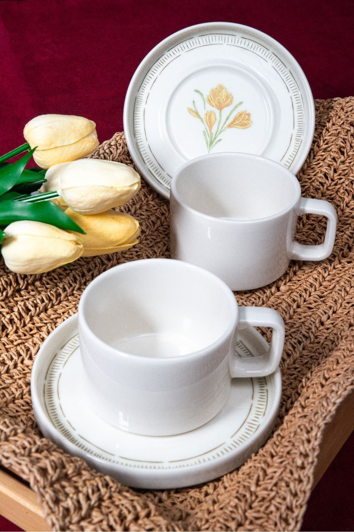 Mimoza 4 Piece 2 Person Porcelain Tea Cup Set