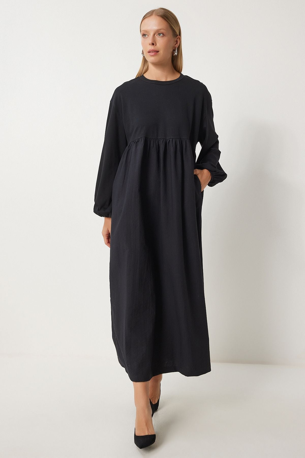Women's black flywheel balloon sleeve long weaving dress RG00044